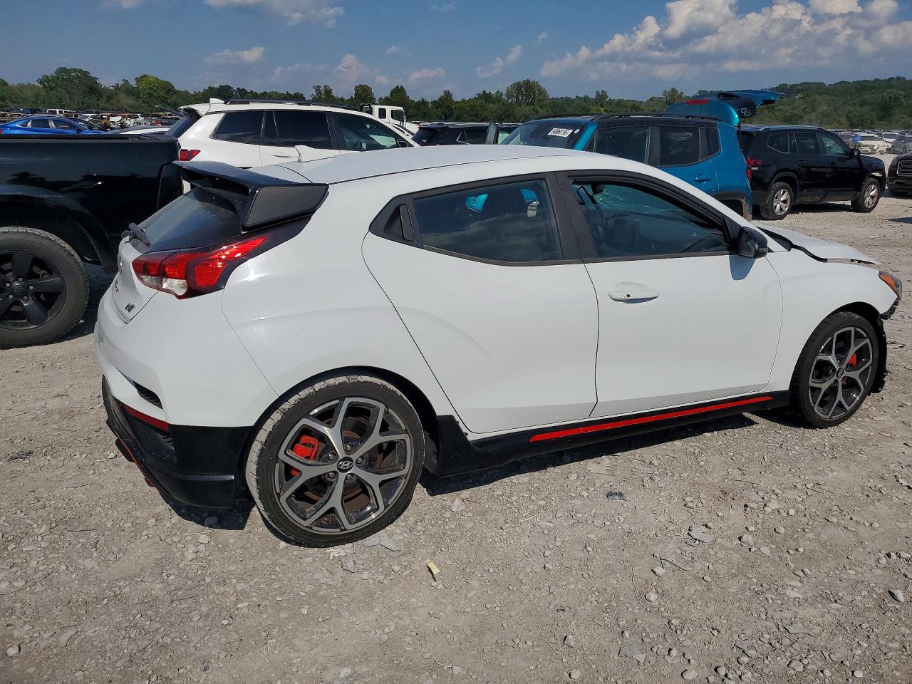 2019 Hyundai Veloster N Base Белый vin: KMHT36AHXKU001773
