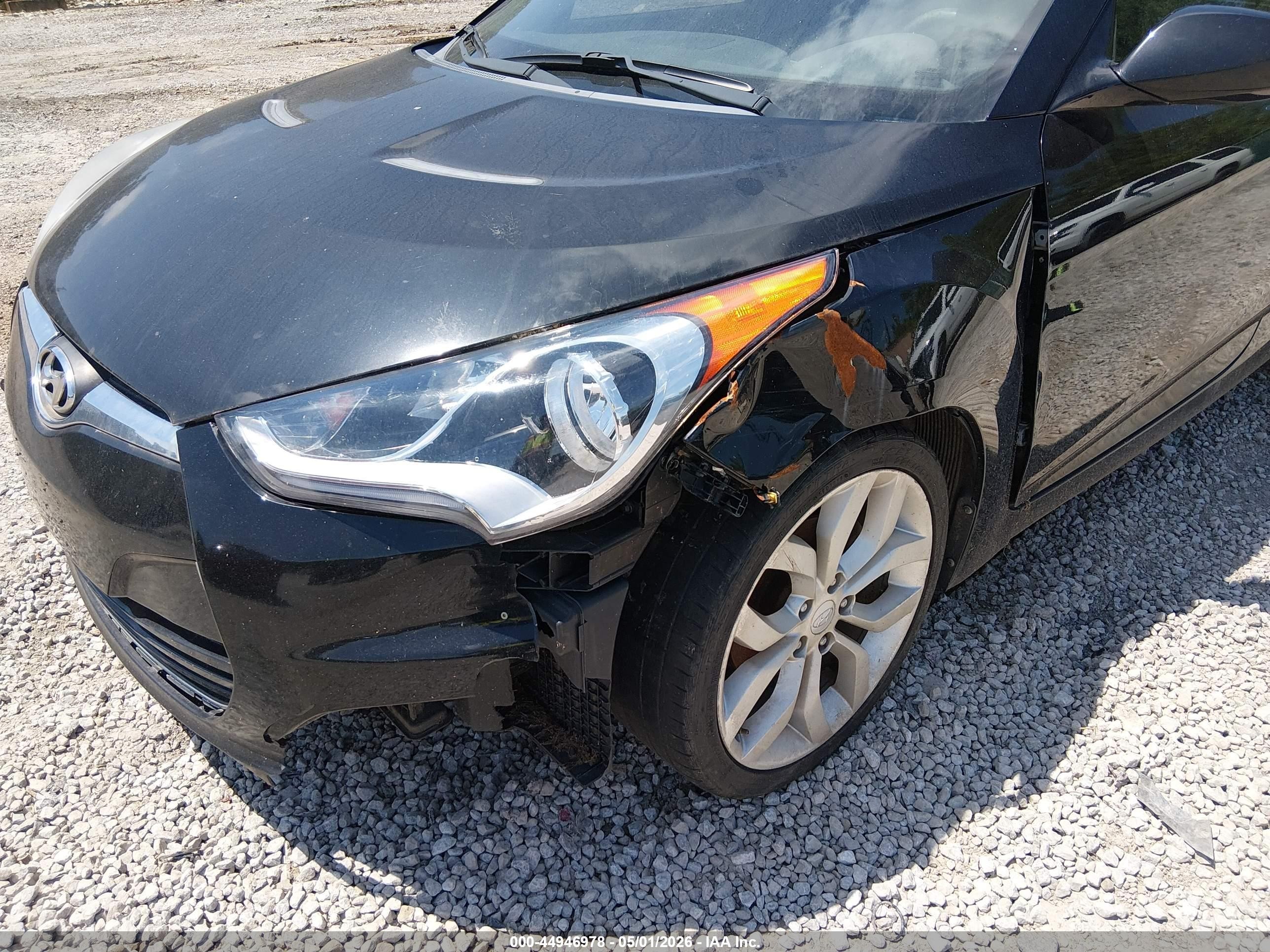 2012 Hyundai Veloster Base W/gray Black vin: KMHTC6AD0CU023117