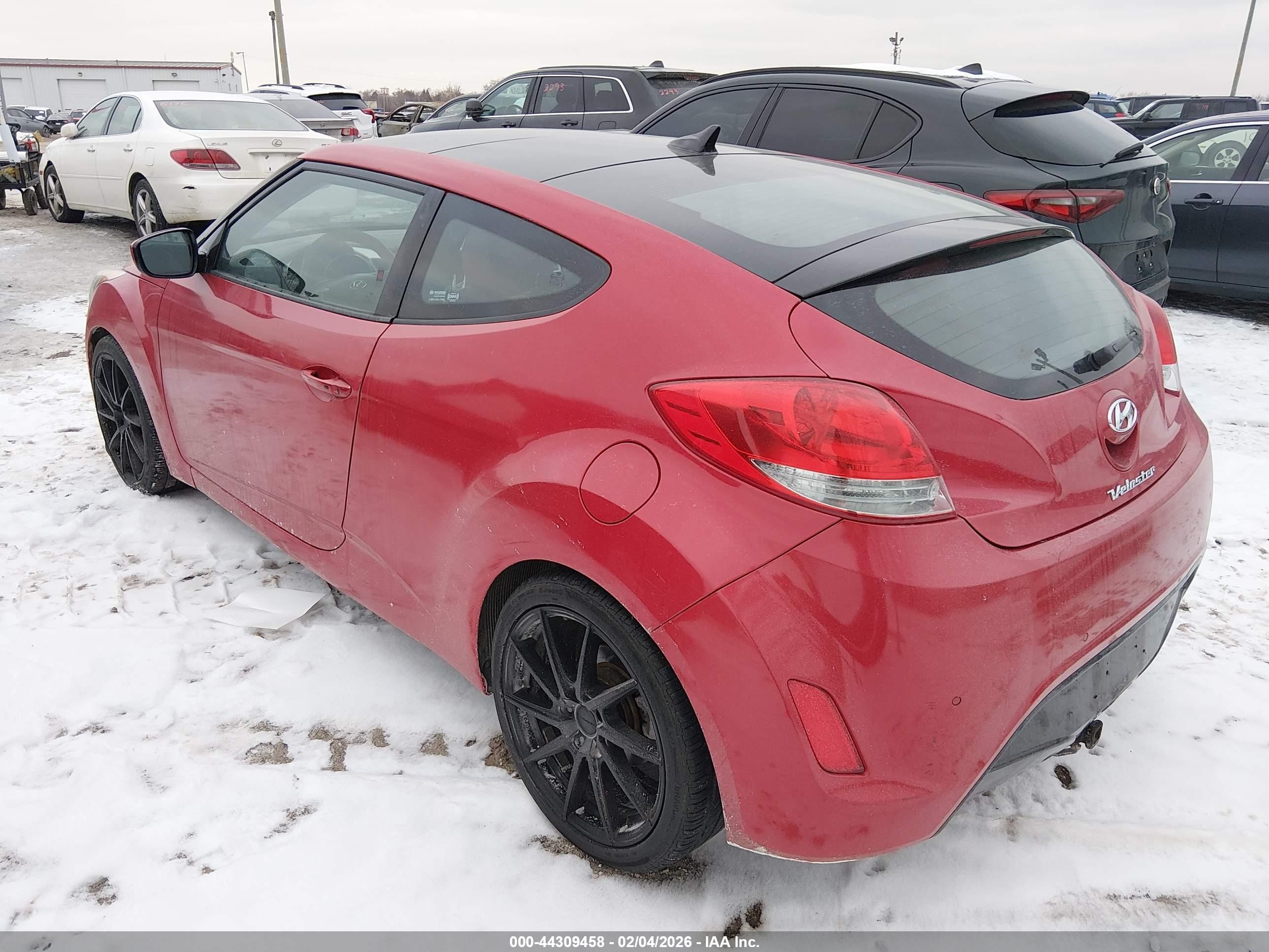 2012 Hyundai Veloster Base W/red/black Red vin: KMHTC6AD0CU032237