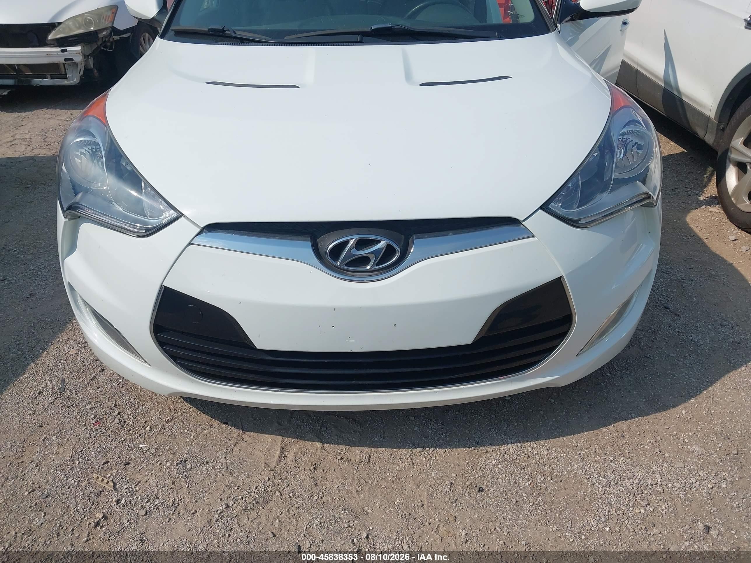 2012 Hyundai Veloster Base W/gray Белый vin: KMHTC6AD0CU043819