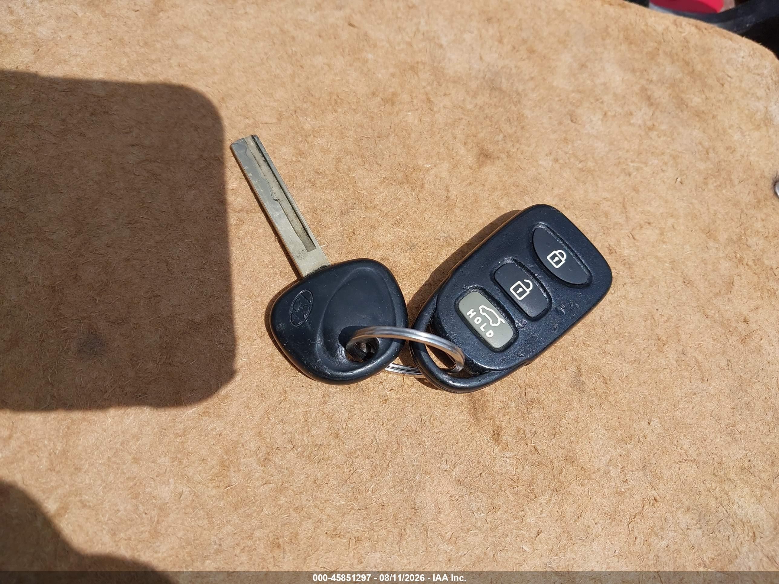 2012 Hyundai Veloster Base W/gray Серебряный vin: KMHTC6AD0CU044114