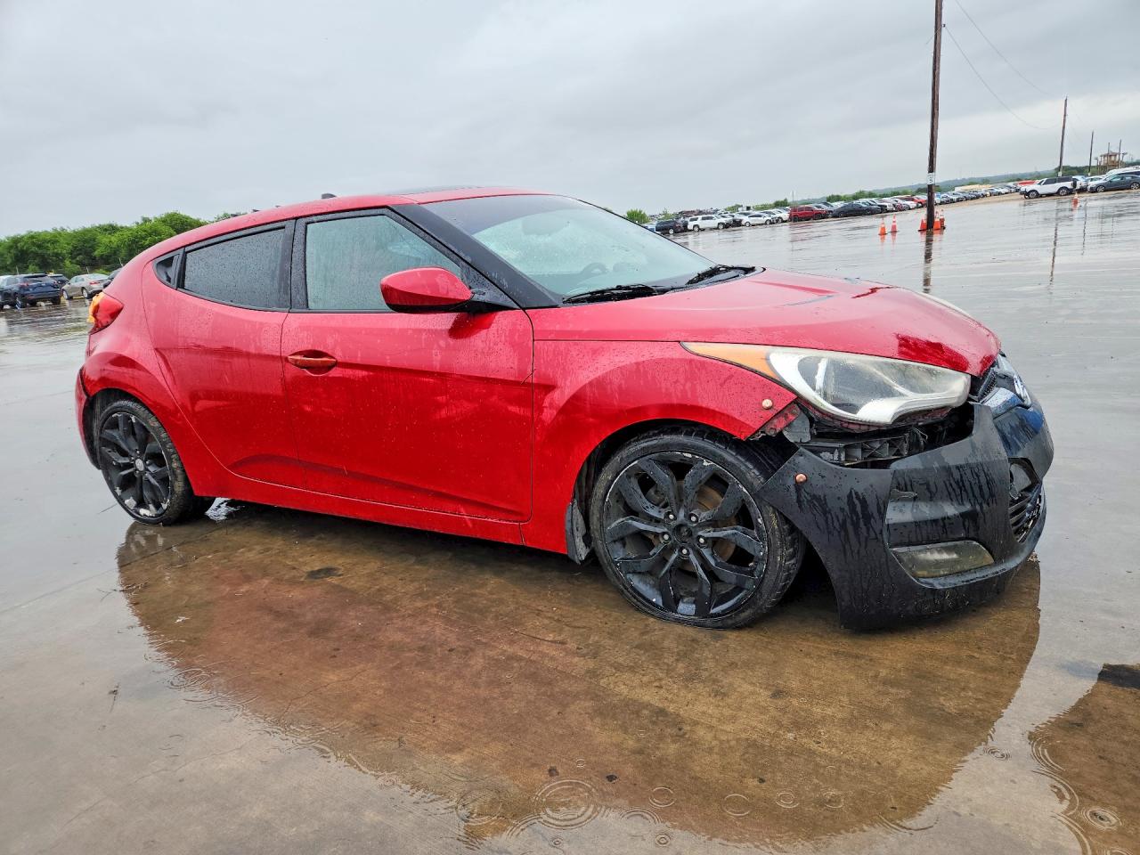 2012 Hyundai Veloster Base Red vin: KMHTC6AD0CU061270