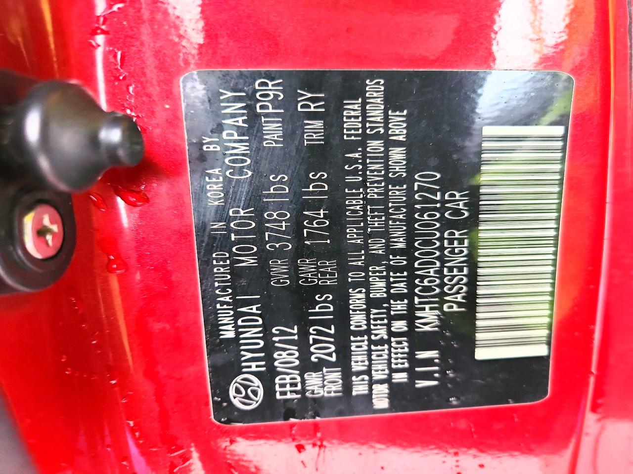 2012 Hyundai Veloster Base Red vin: KMHTC6AD0CU061270