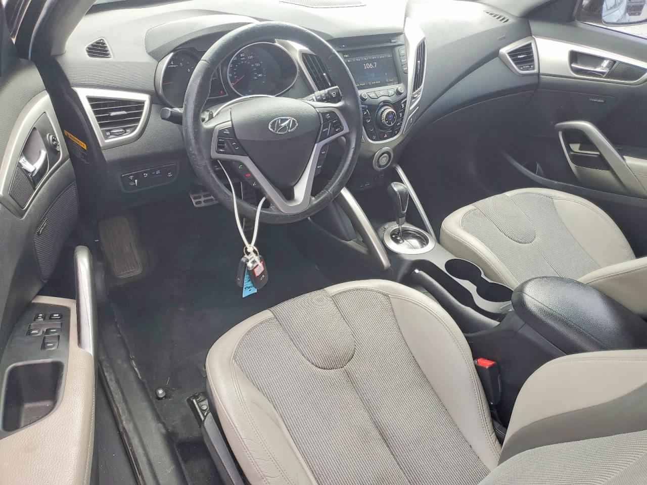 2012 Hyundai Veloster Base Черный vin: KMHTC6AD0CU069241