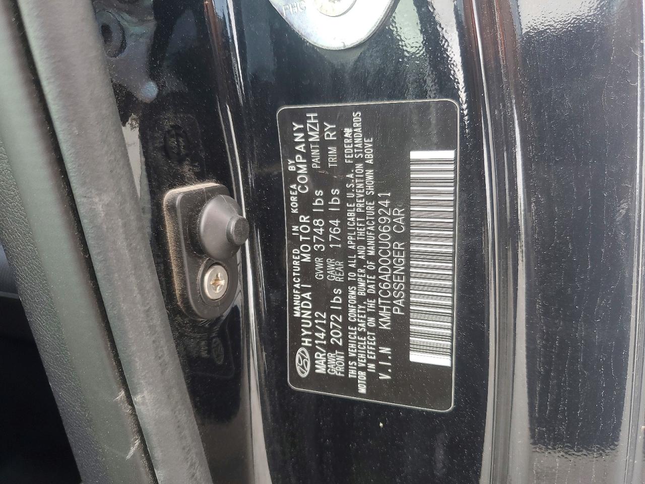 2012 Hyundai Veloster Base Черный vin: KMHTC6AD0CU069241