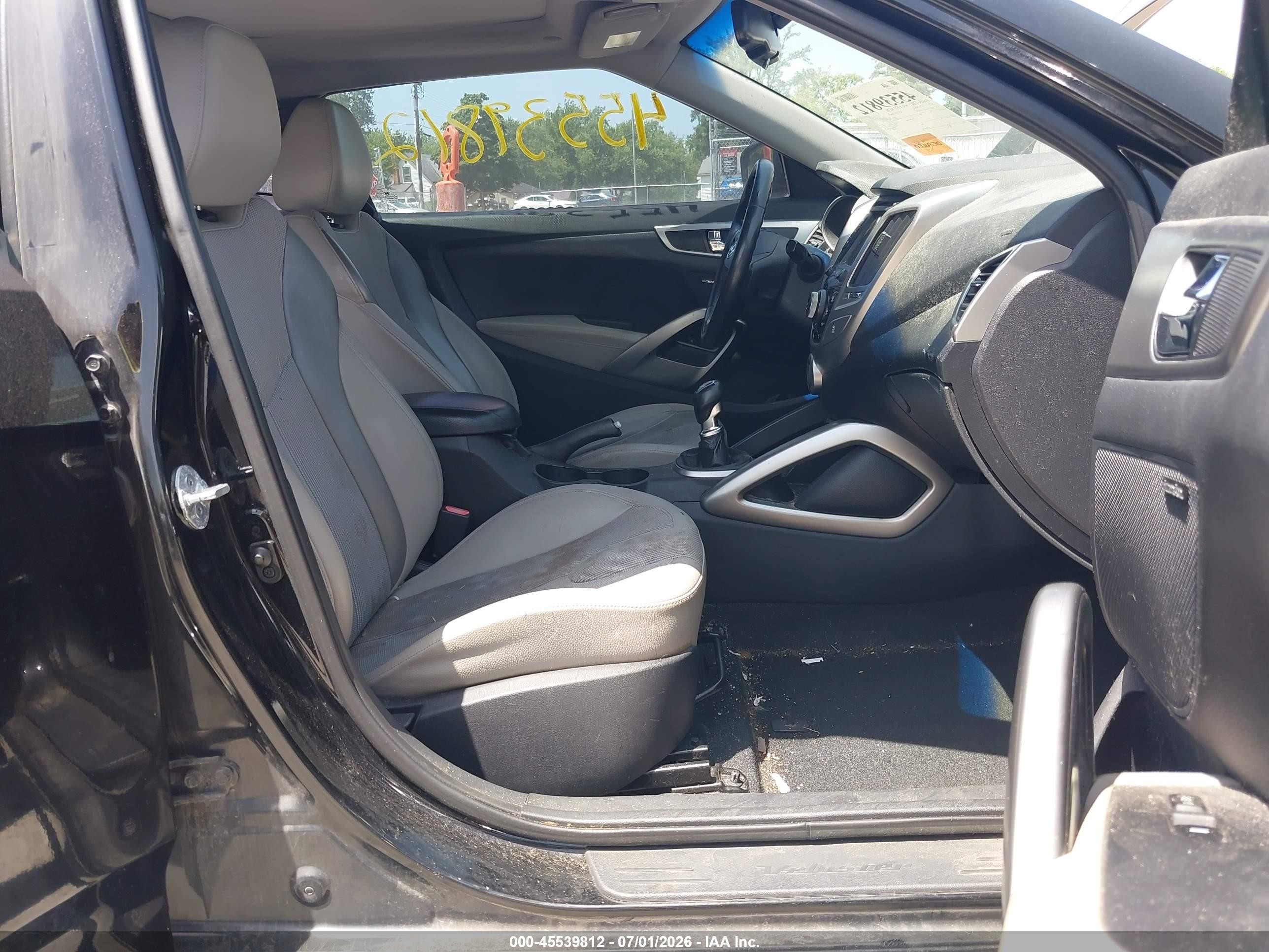 2012 Hyundai Veloster Base W/gray Black vin: KMHTC6AD0CU076206
