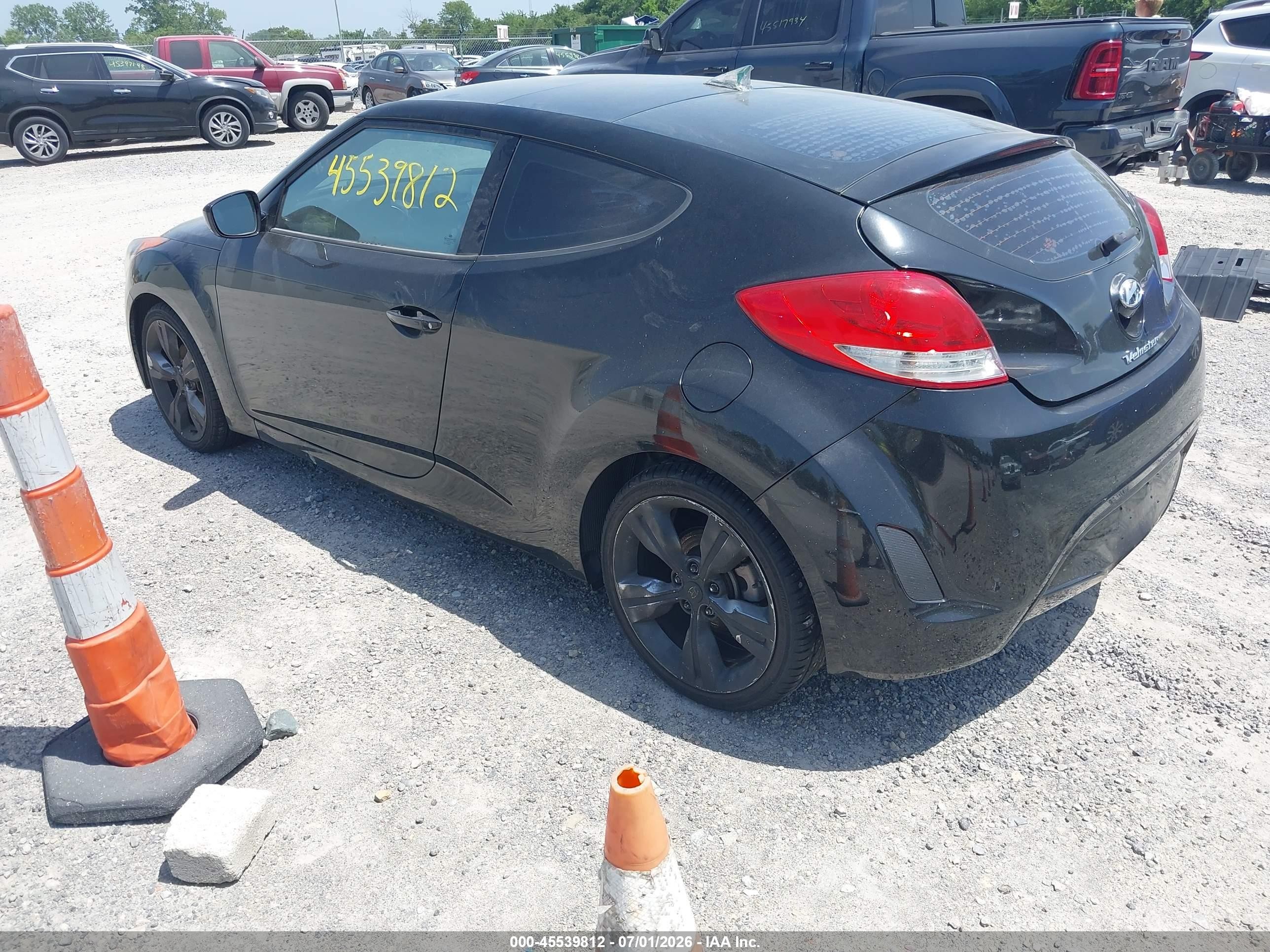 2012 Hyundai Veloster Base W/gray Black vin: KMHTC6AD0CU076206
