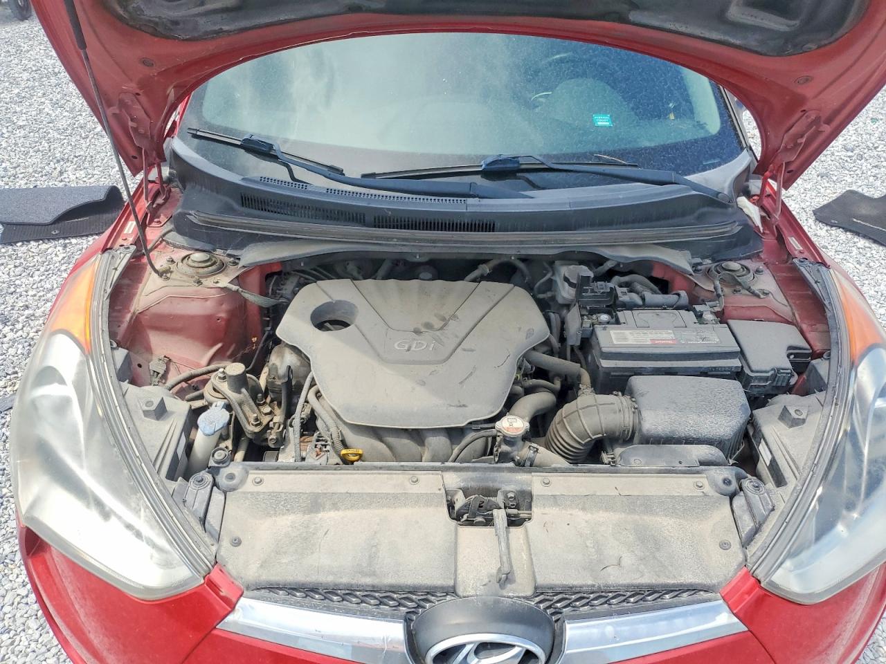 2013 Hyundai Veloster Base Red vin: KMHTC6AD0DU097722