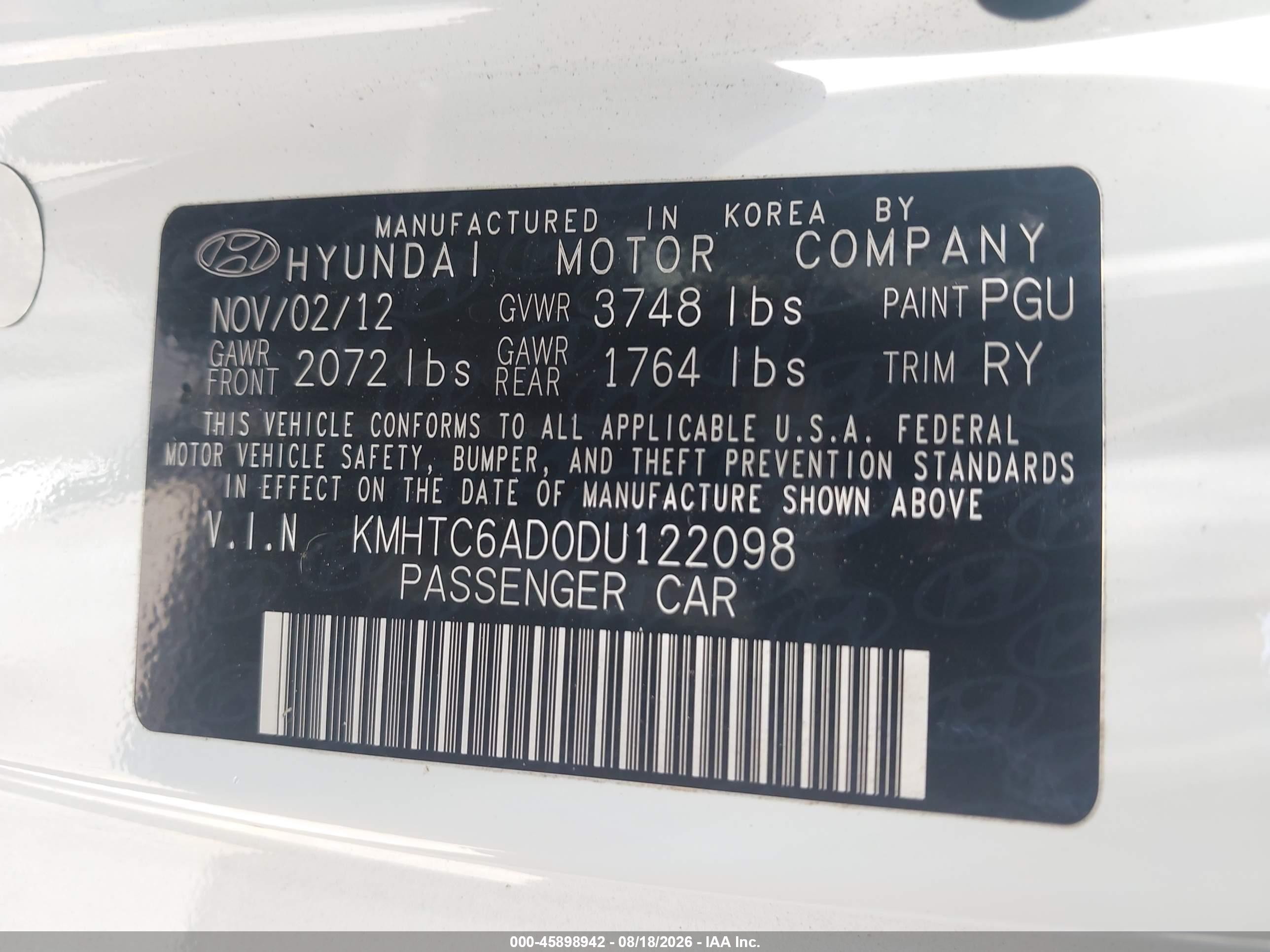 2013 Hyundai Veloster Base W/black White vin: KMHTC6AD0DU122098