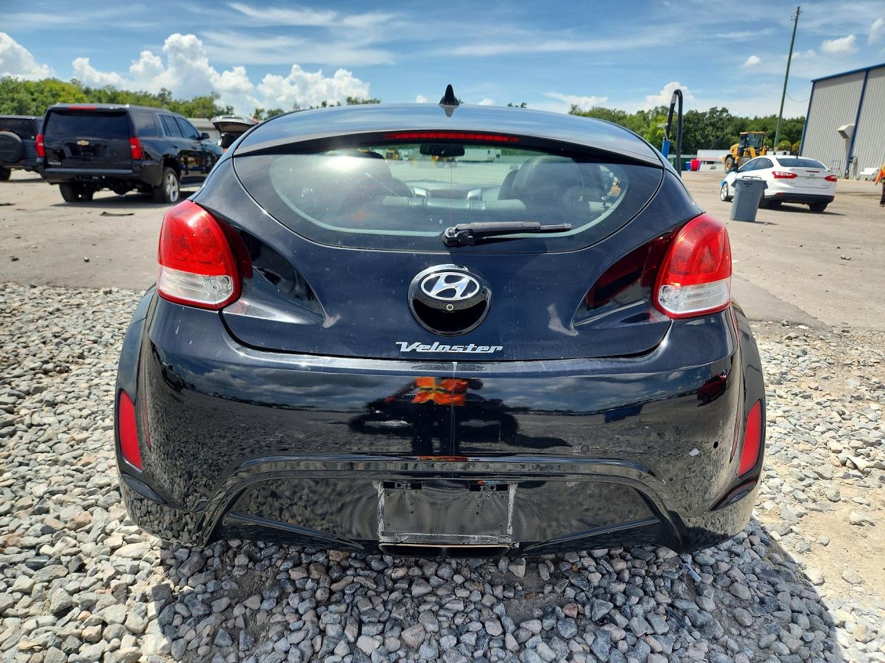 2013 Hyundai Veloster Base Black vin: KMHTC6AD0DU122800