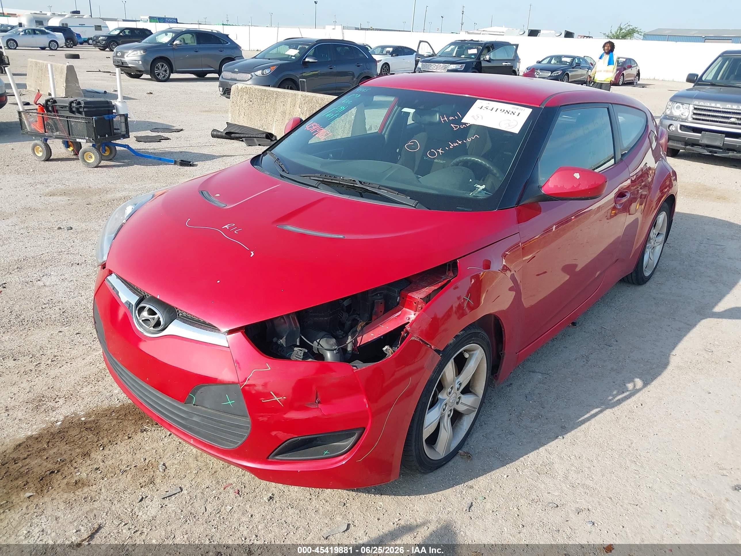 2013 Hyundai Veloster Base W/black Red vin: KMHTC6AD0DU126054