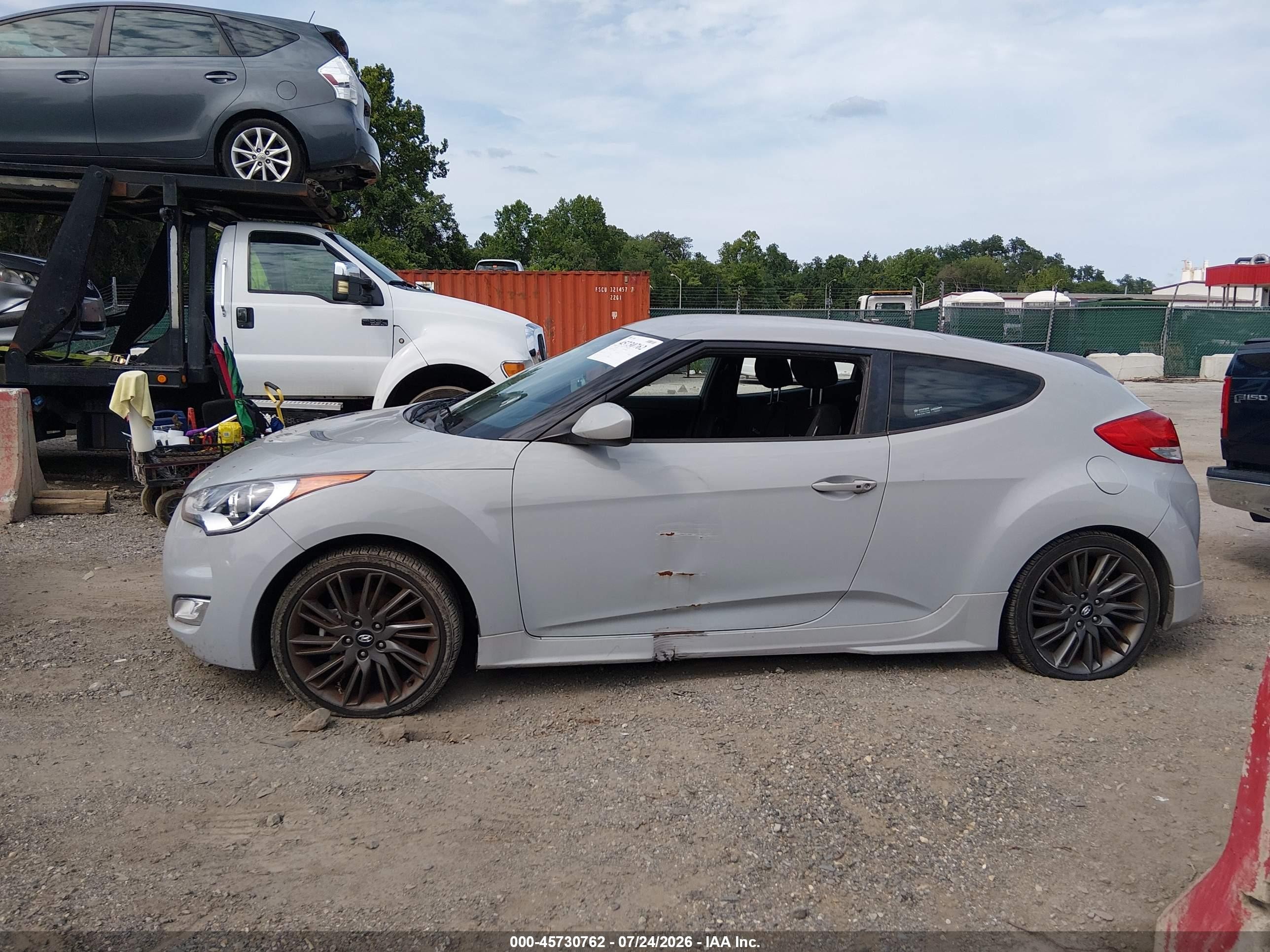 2013 Hyundai Veloster Mix Gray vin: KMHTC6AD0DU127771