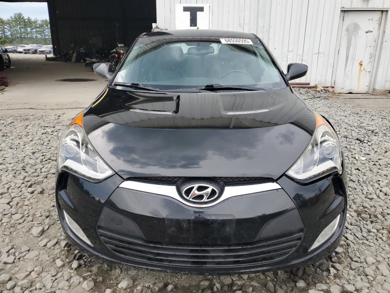 2015 Hyundai Veloster Black vin: KMHTC6AD0FU218428