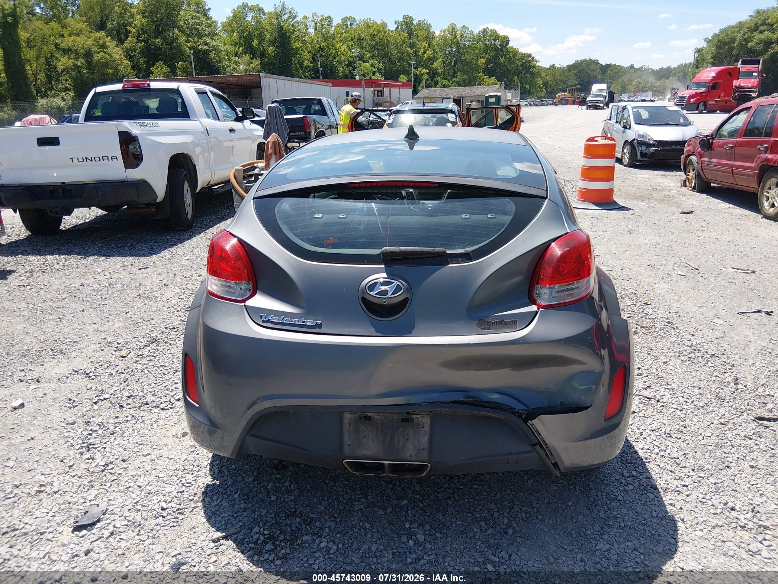 2017 Hyundai Veloster Gray vin: KMHTC6AD0HU306642