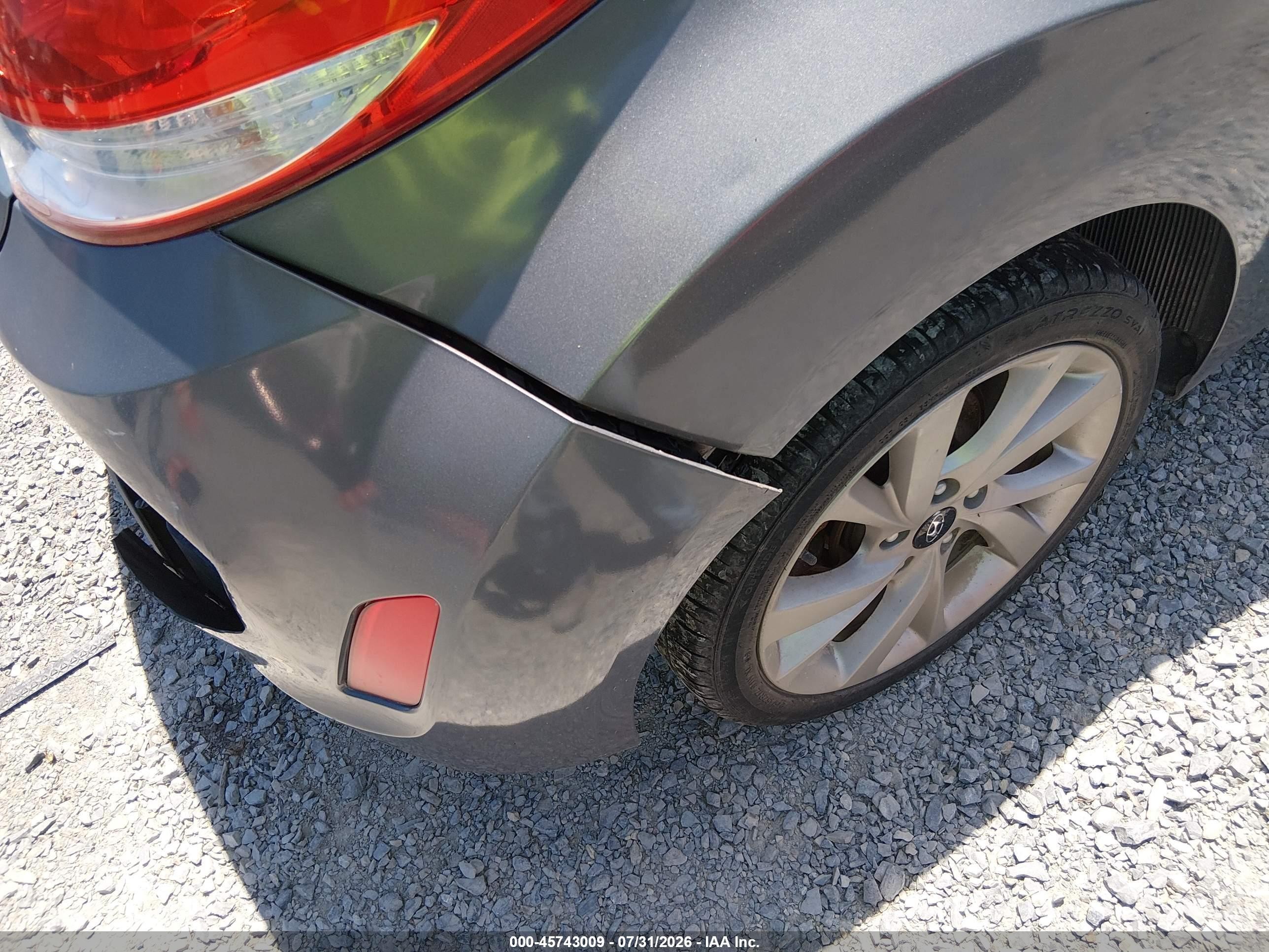 2017 Hyundai Veloster Gray vin: KMHTC6AD0HU306642