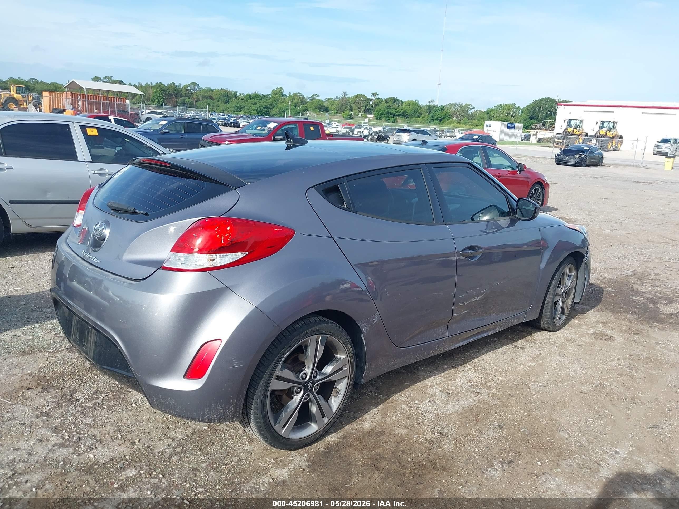 2017 Hyundai Veloster Value Edition Gray vin: KMHTC6AD0HU321951