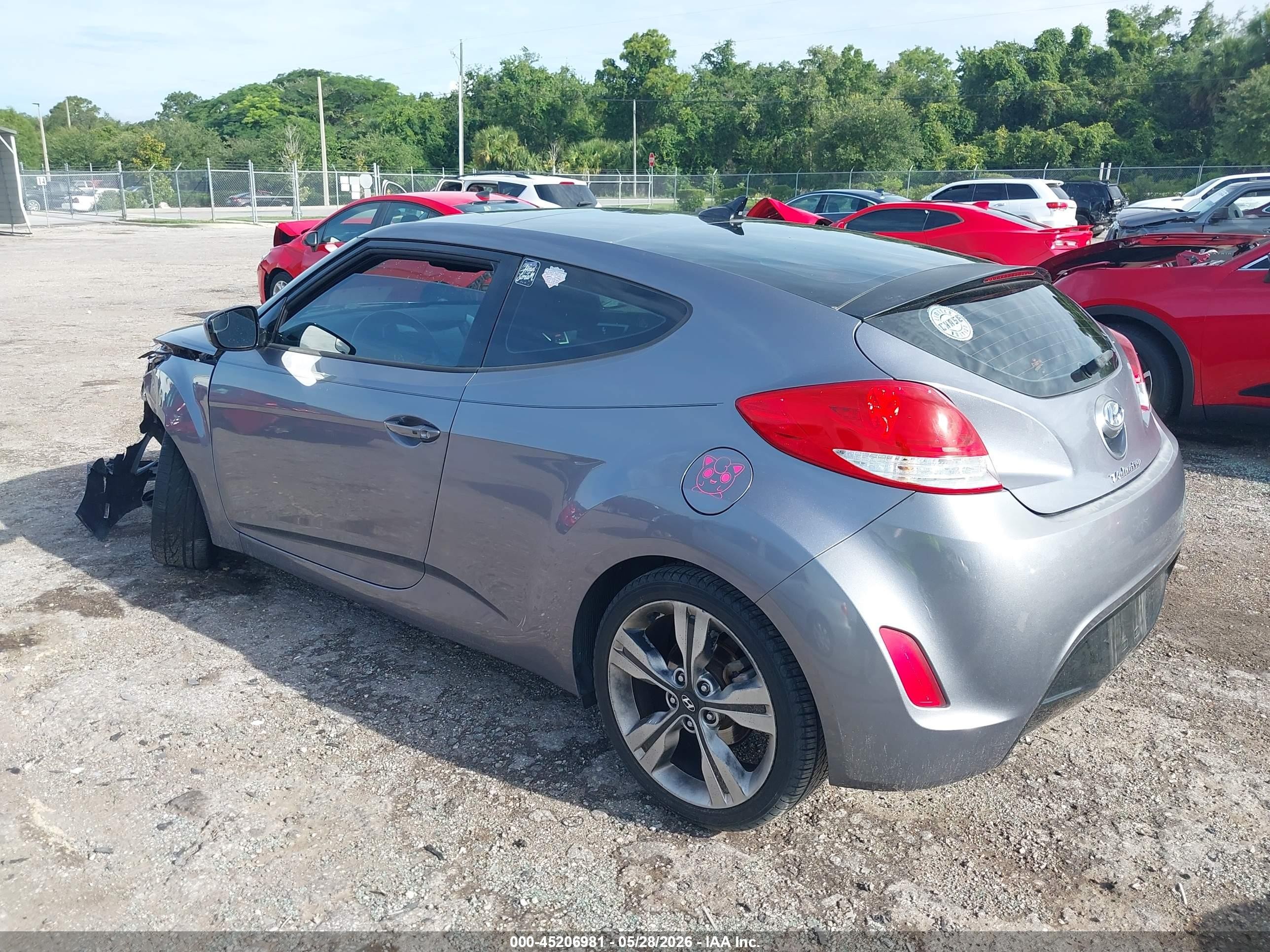 2017 Hyundai Veloster Value Edition Gray vin: KMHTC6AD0HU321951