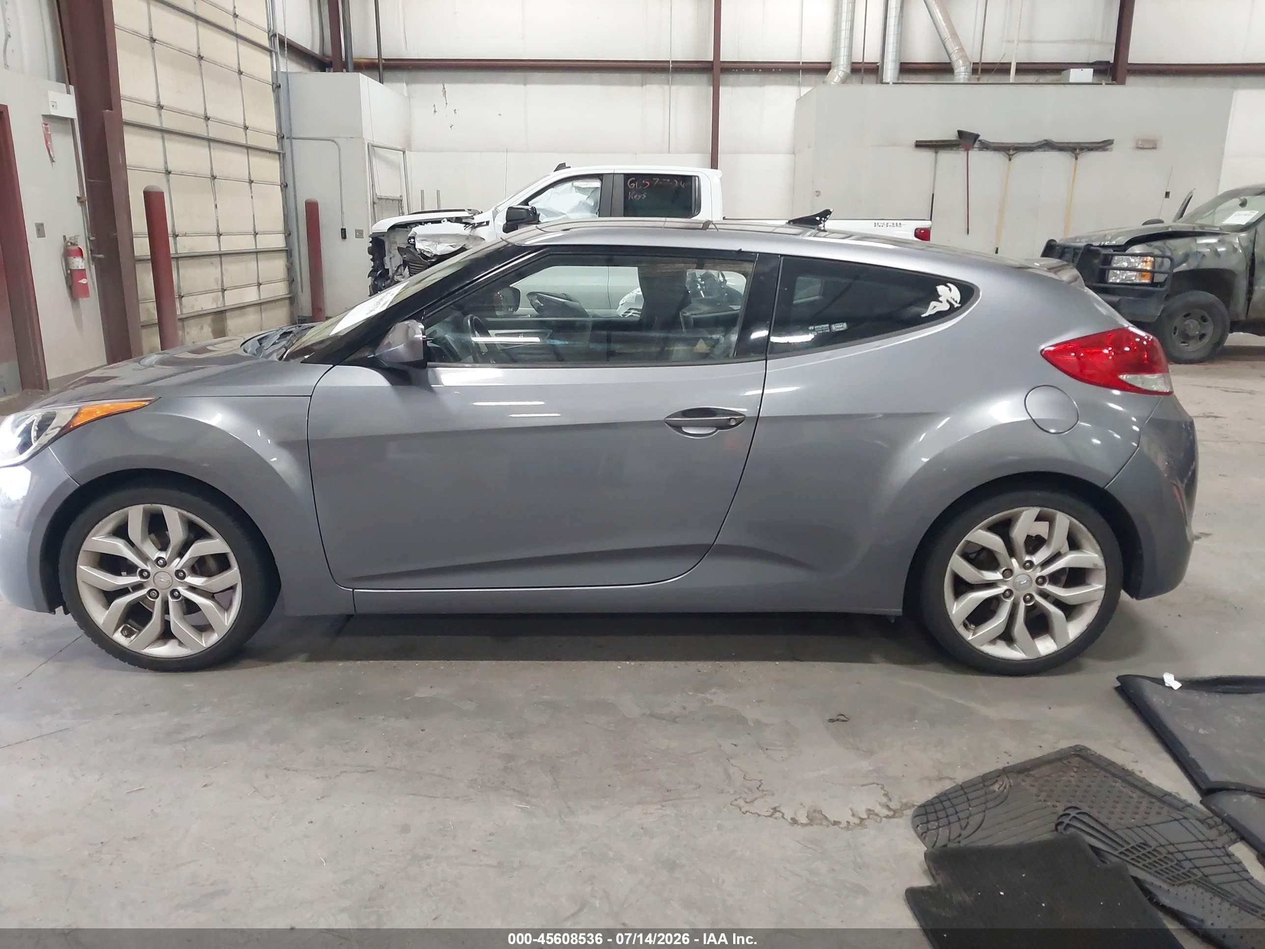 2012 Hyundai Veloster Base W/black Gray vin: KMHTC6AD1CU026768