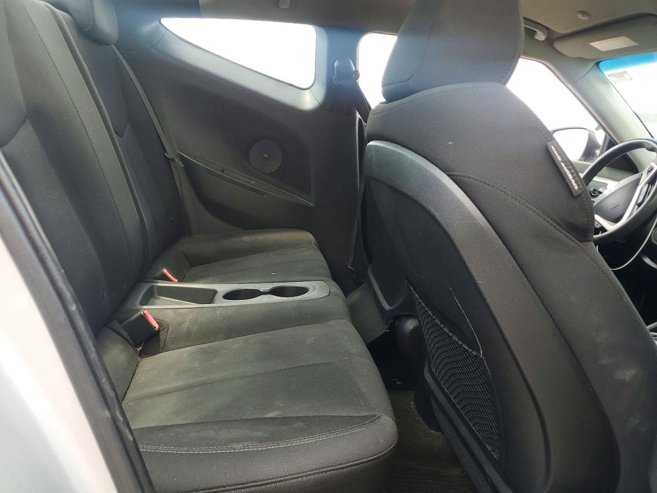 2012 Hyundai Veloster Base Silver vin: KMHTC6AD1CU042355