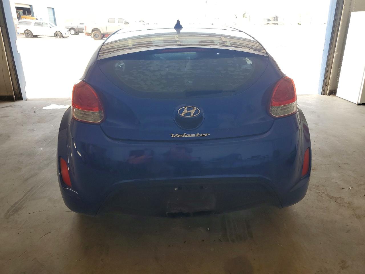 2012 Hyundai Veloster Base Blue vin: KMHTC6AD1CU042758