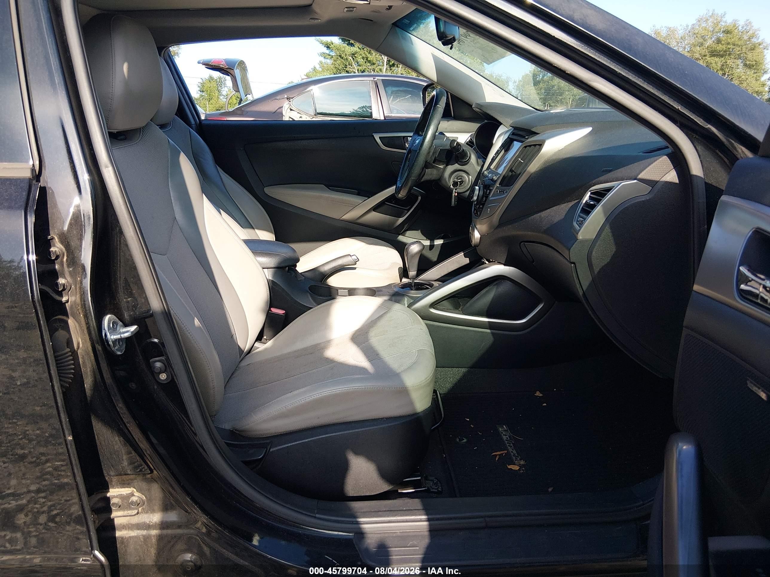 2012 Hyundai Veloster Base W/gray Black vin: KMHTC6AD1CU060225