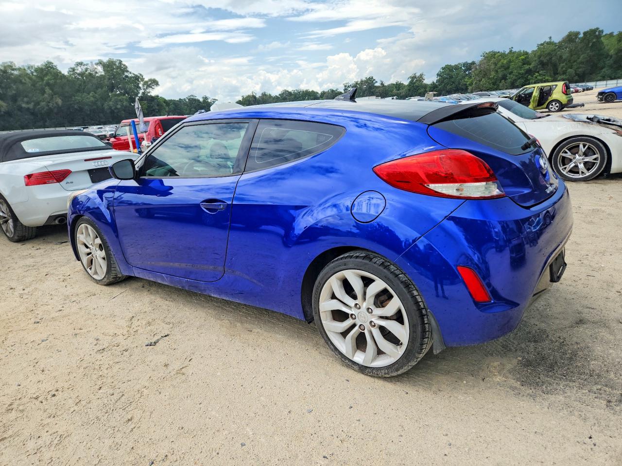 2012 Hyundai Veloster Base Blue vin: KMHTC6AD1CU069796