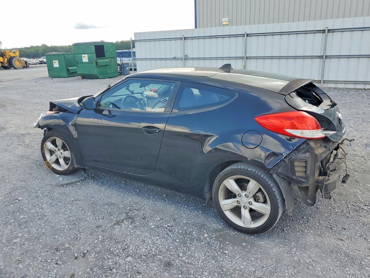 2013 Hyundai Veloster Base Black vin: KMHTC6AD1DU085840