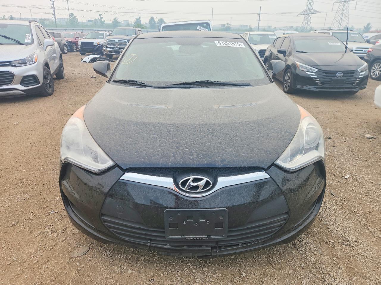 2013 Hyundai Veloster Base Black vin: KMHTC6AD1DU094117