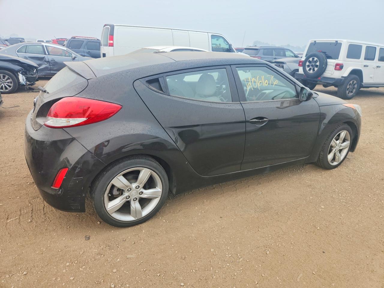 2013 Hyundai Veloster Base Black vin: KMHTC6AD1DU094117