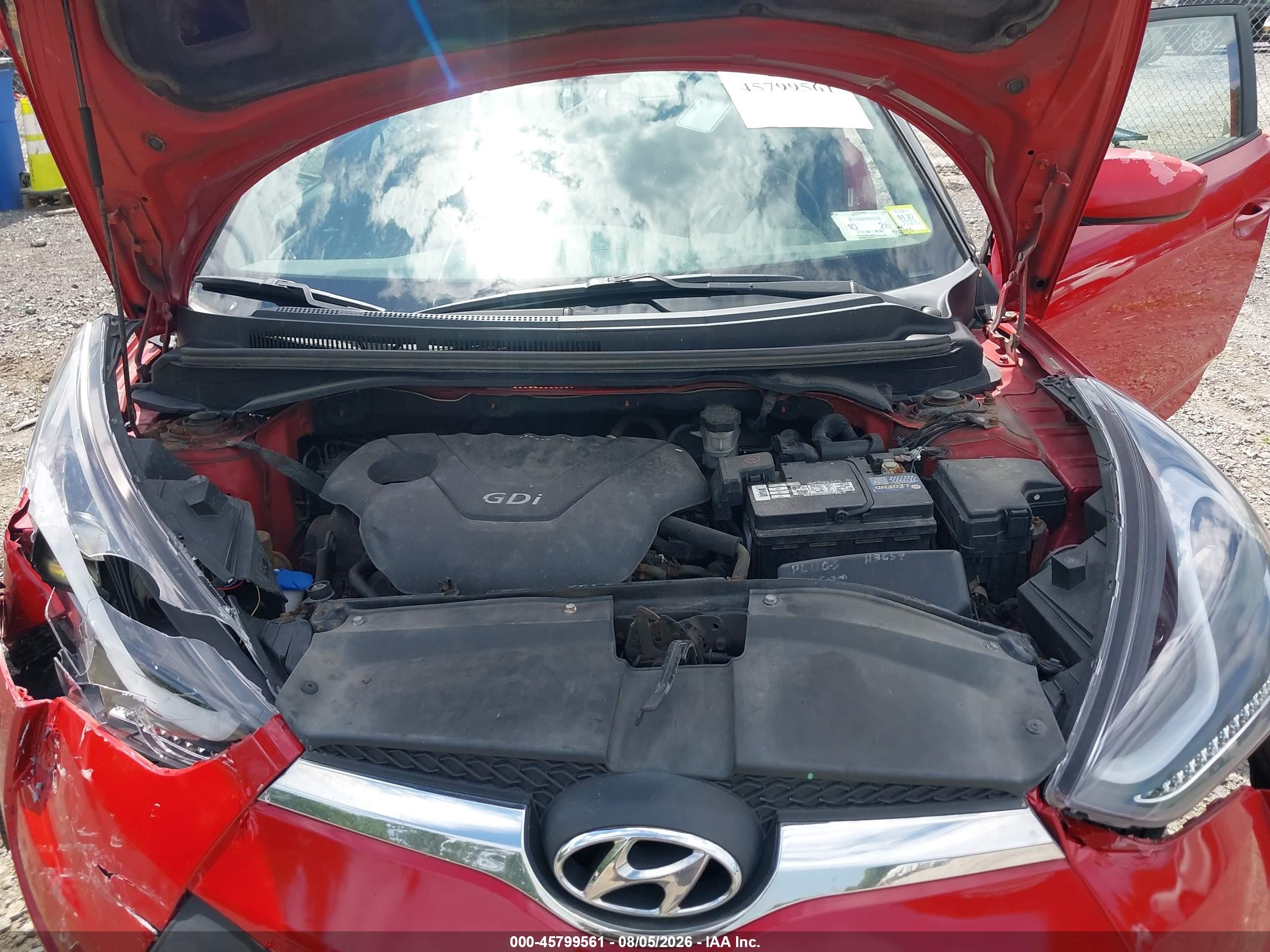 2013 Hyundai Veloster Base W/gray Red vin: KMHTC6AD1DU104077