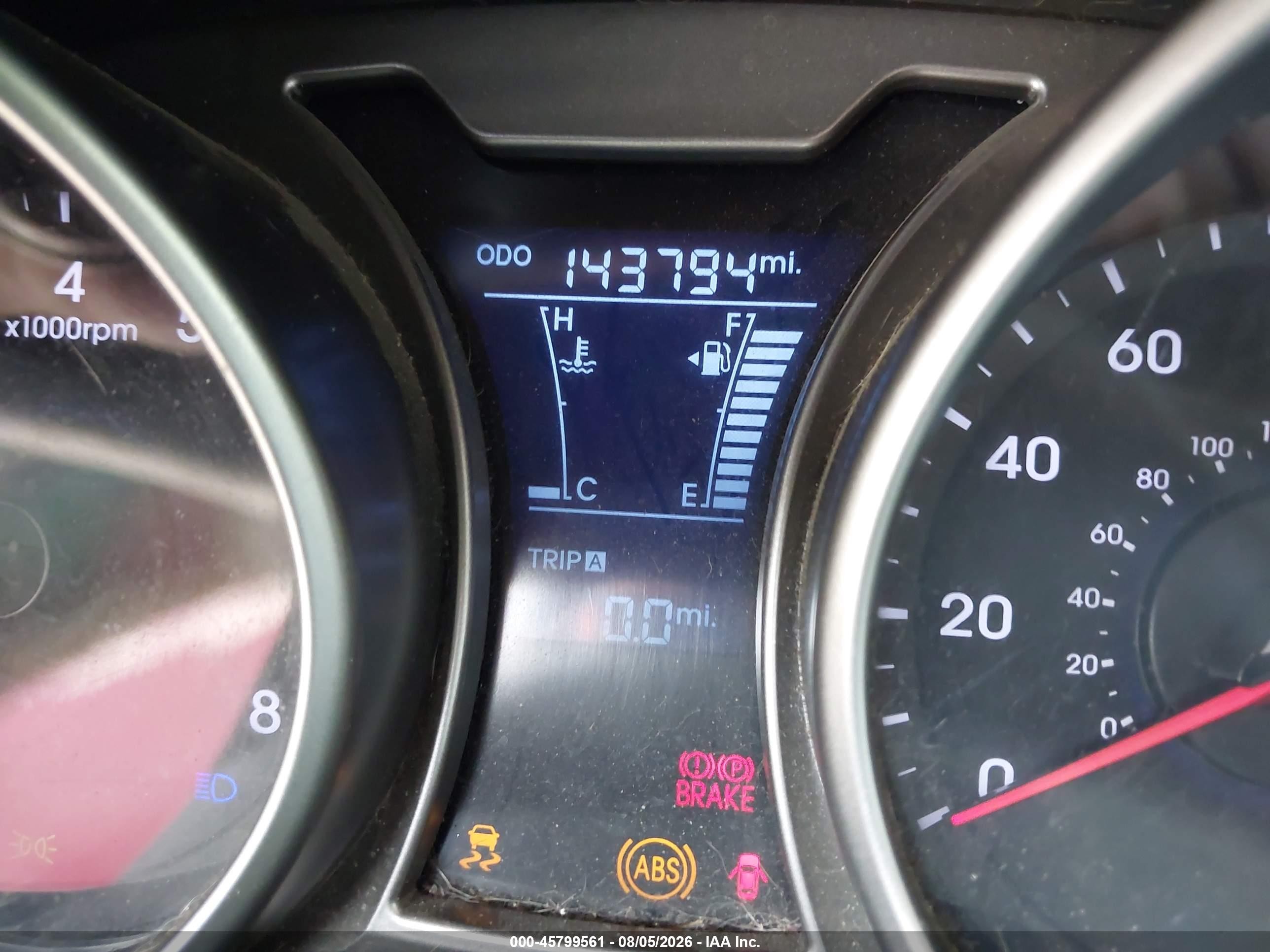 2013 Hyundai Veloster Base W/gray Red vin: KMHTC6AD1DU104077