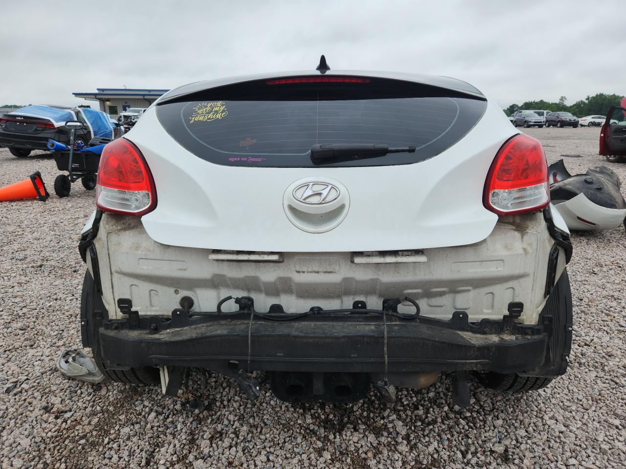 2013 Hyundai Veloster Base Белый vin: KMHTC6AD1DU132896