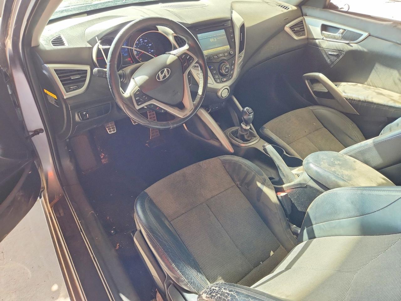 2013 Hyundai Veloster Base Gray vin: KMHTC6AD1DU179264