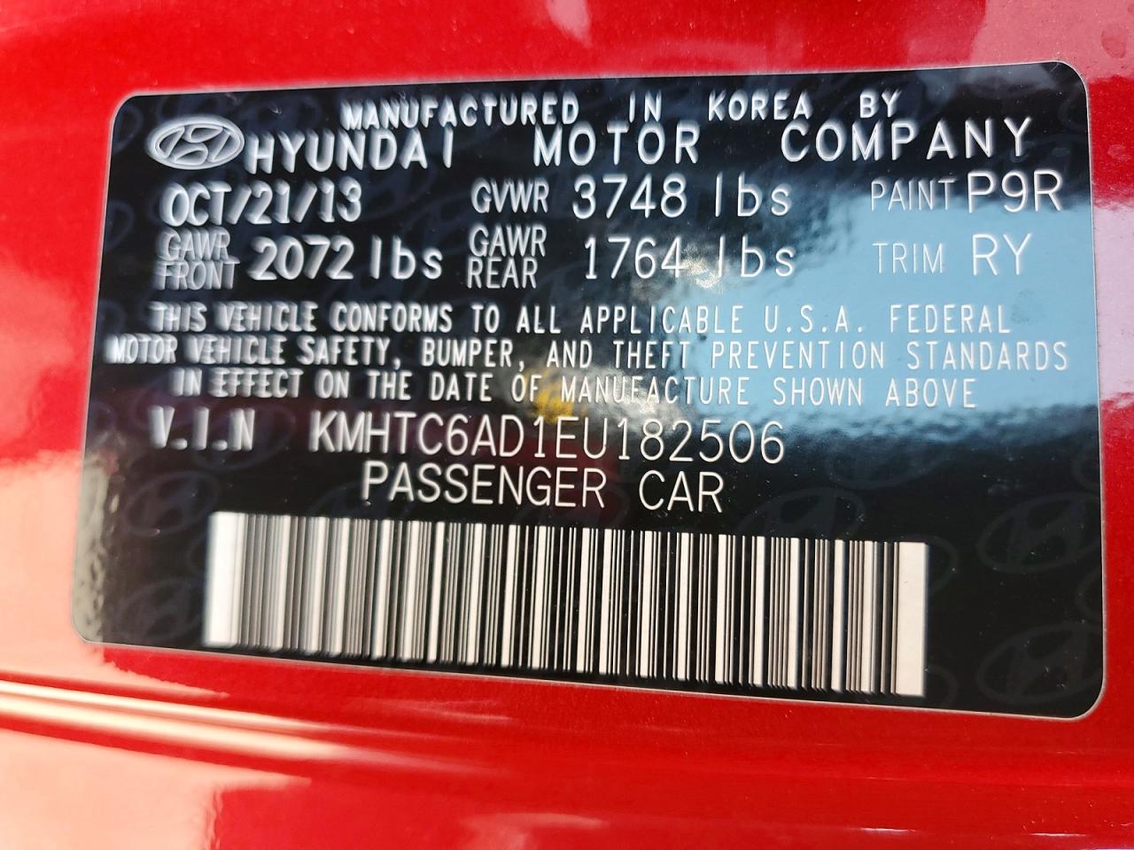 2014 Hyundai Veloster Base Красный vin: KMHTC6AD1EU182506