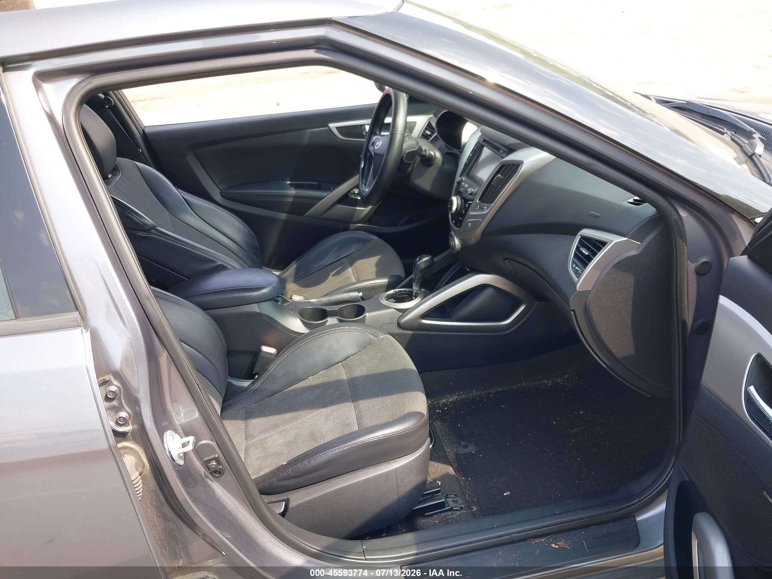 2014 Hyundai Veloster Base W/black Gray vin: KMHTC6AD1EU192534