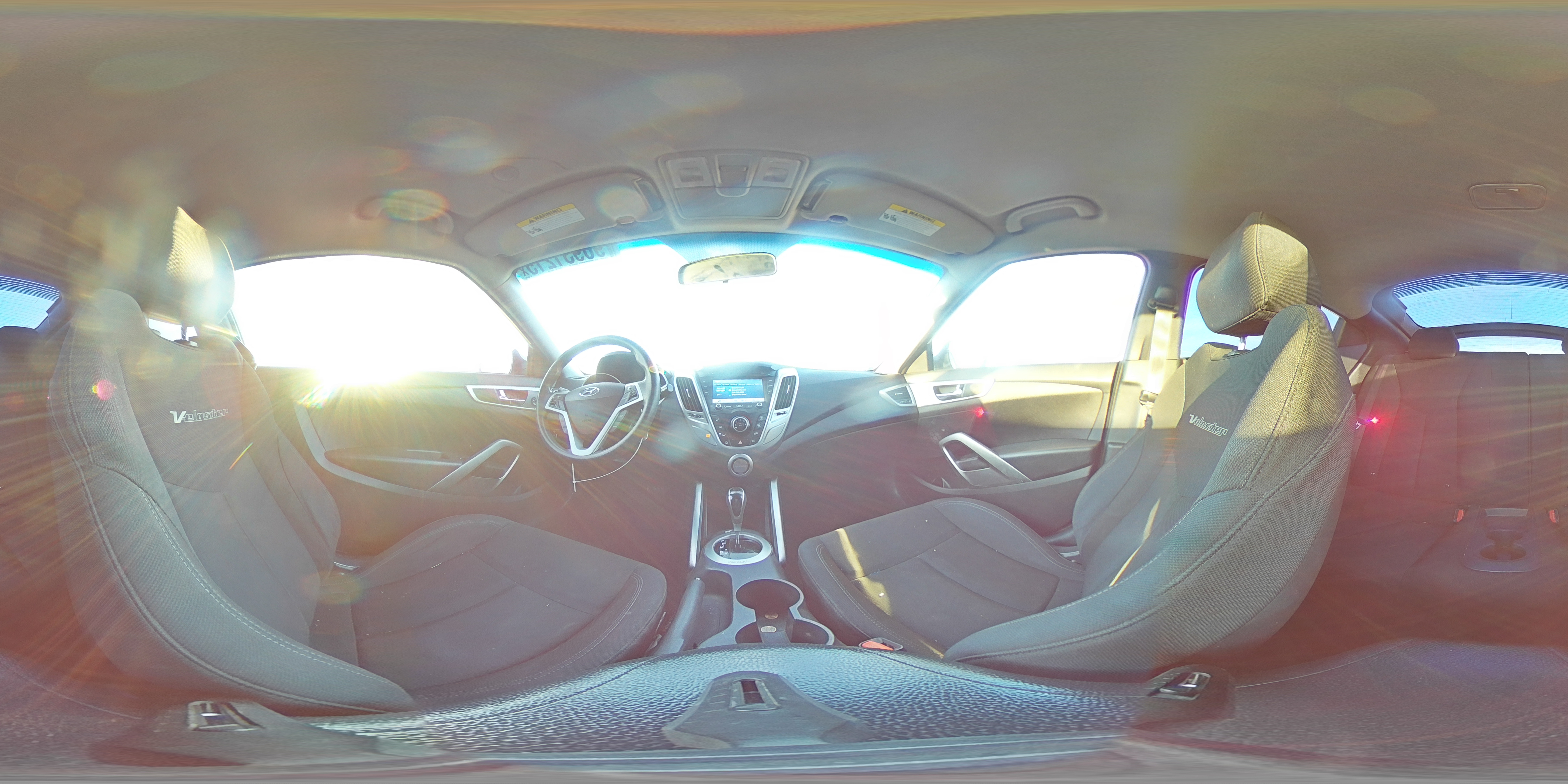 2015 Hyundai Veloster White vin: KMHTC6AD1FU224674
