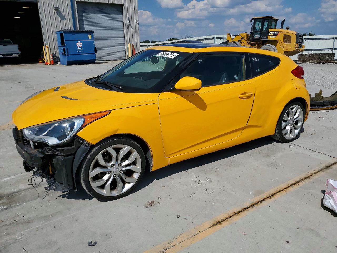 2015 Hyundai Veloster Base Yellow vin: KMHTC6AD1FU225405