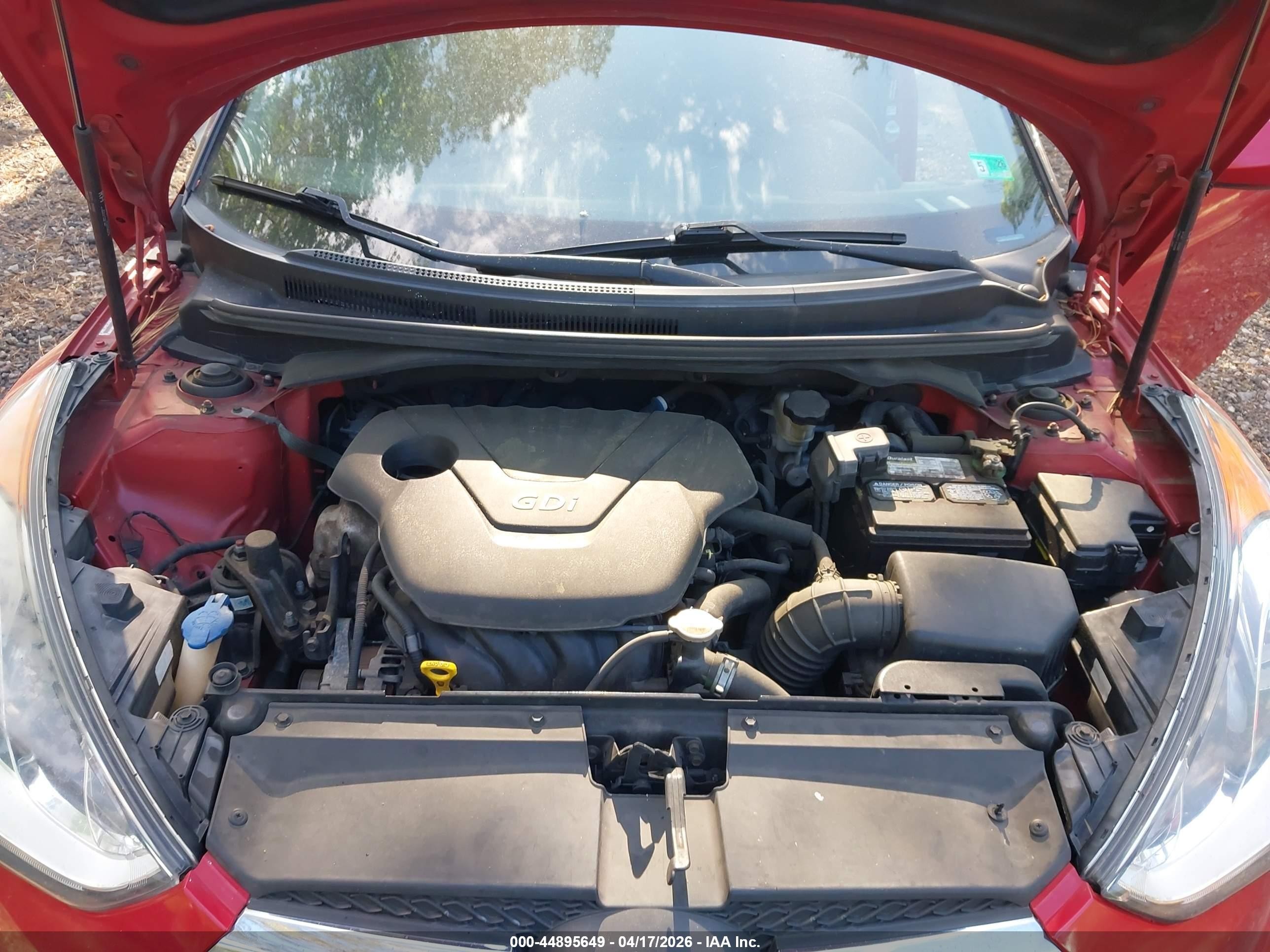 2015 Hyundai Veloster   Red vin: KMHTC6AD1FU233519