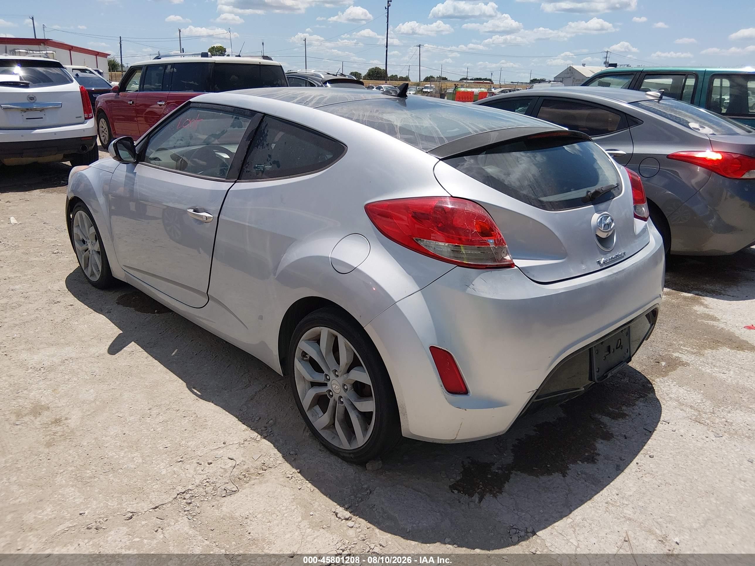 2015 Hyundai Veloster   Silver vin: KMHTC6AD1FU233889