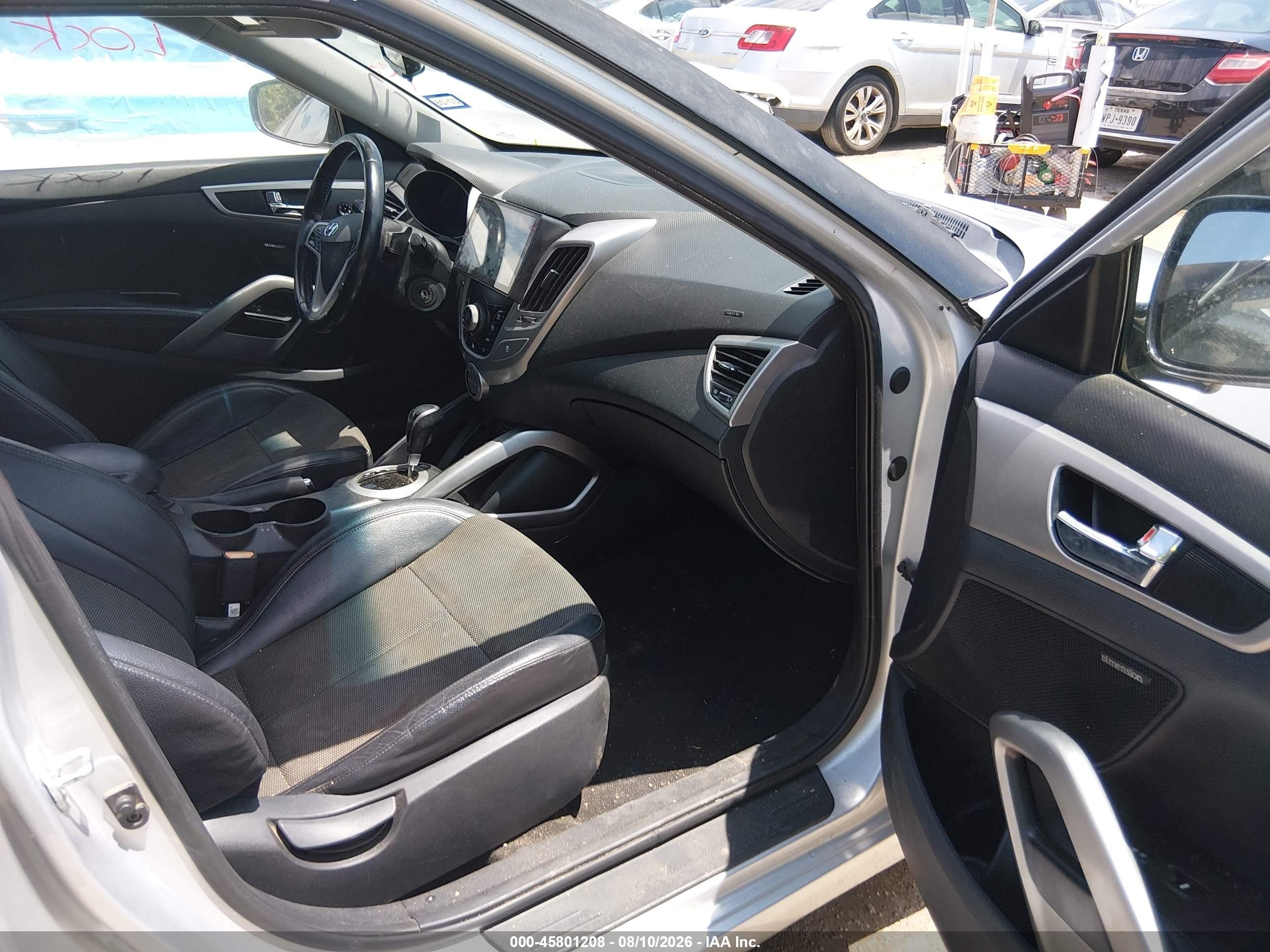 2015 Hyundai Veloster   Silver vin: KMHTC6AD1FU233889