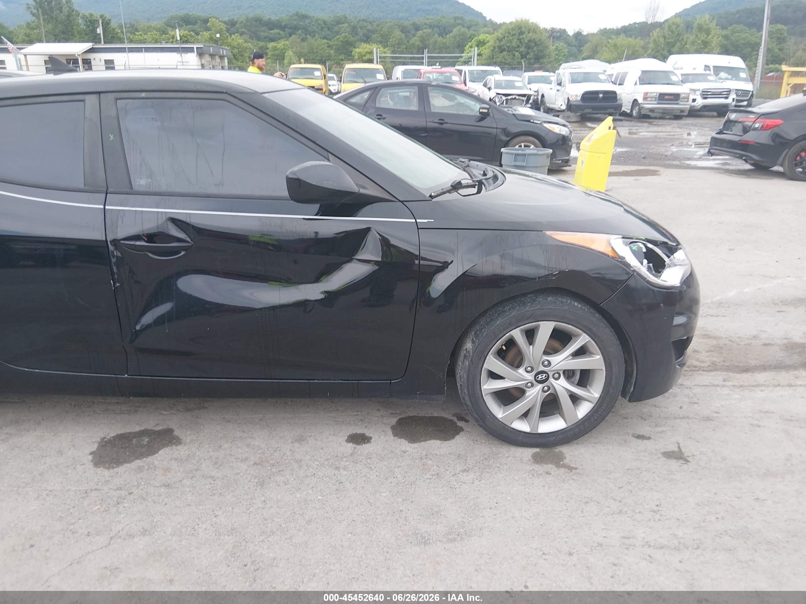 2016 Hyundai Veloster Black vin: KMHTC6AD1GU301061