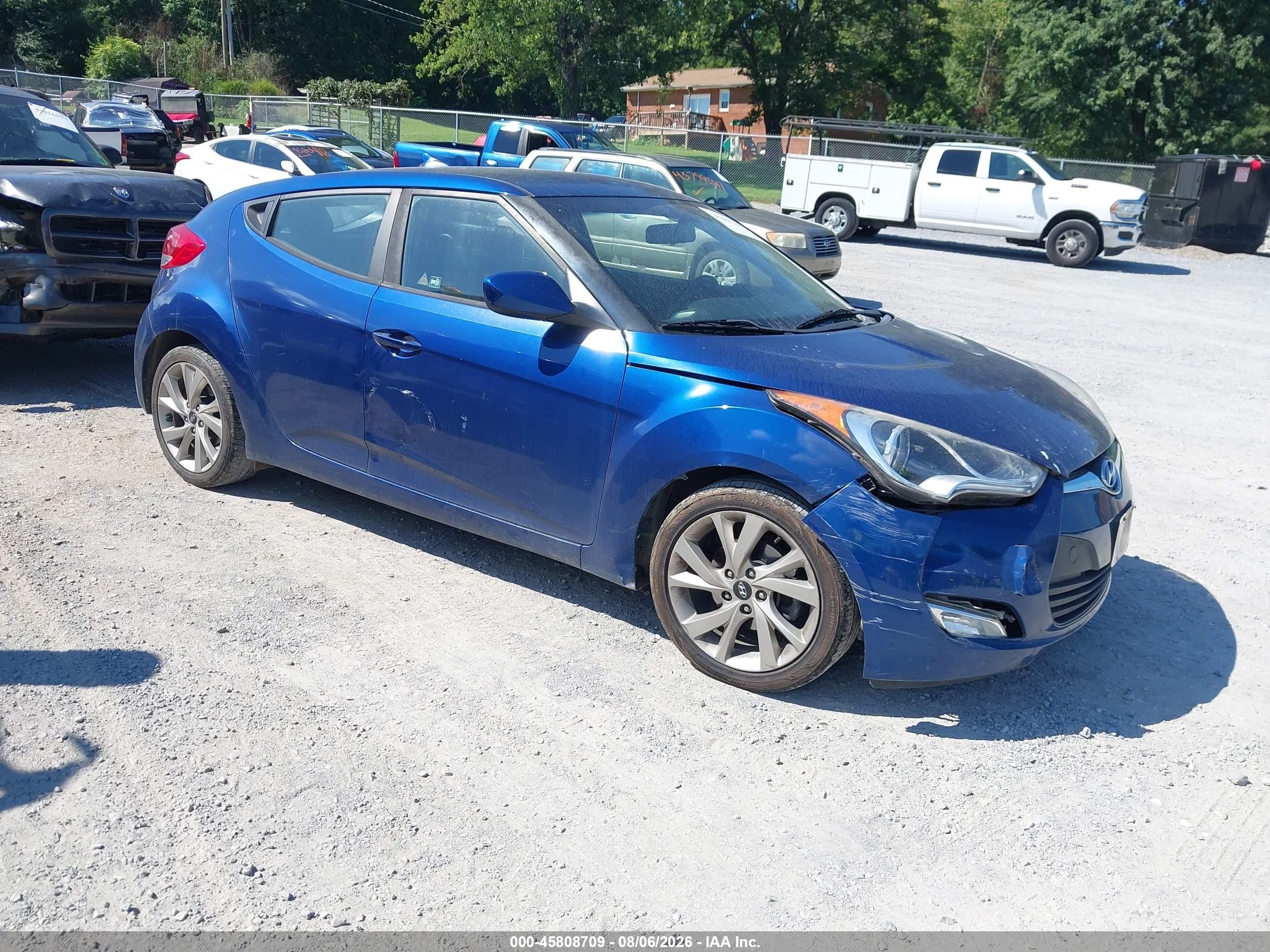 2017 Hyundai Veloster Blue vin: KMHTC6AD1HU304950