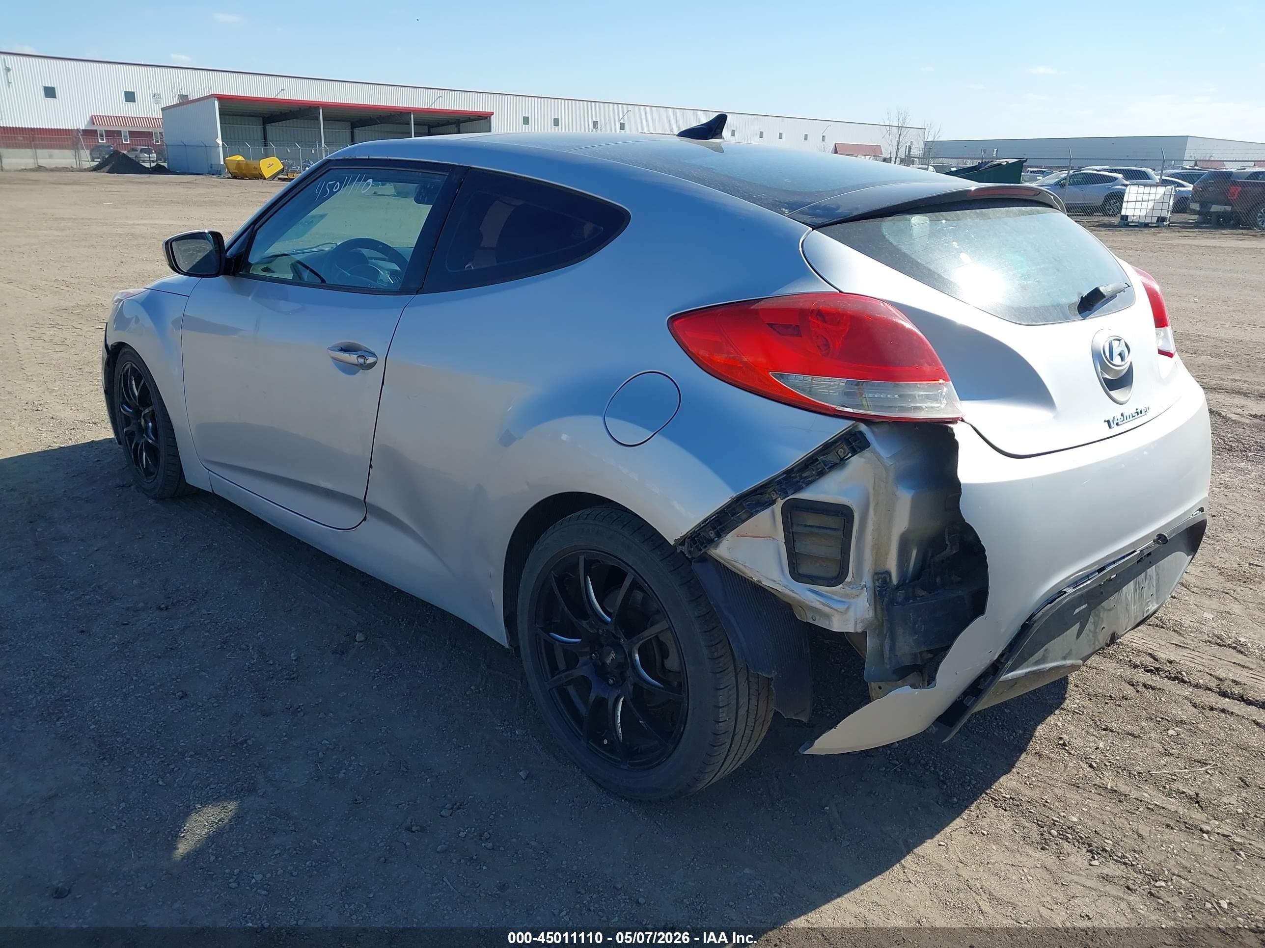 2012 Hyundai Veloster Base W/black Silver vin: KMHTC6AD2CU030697