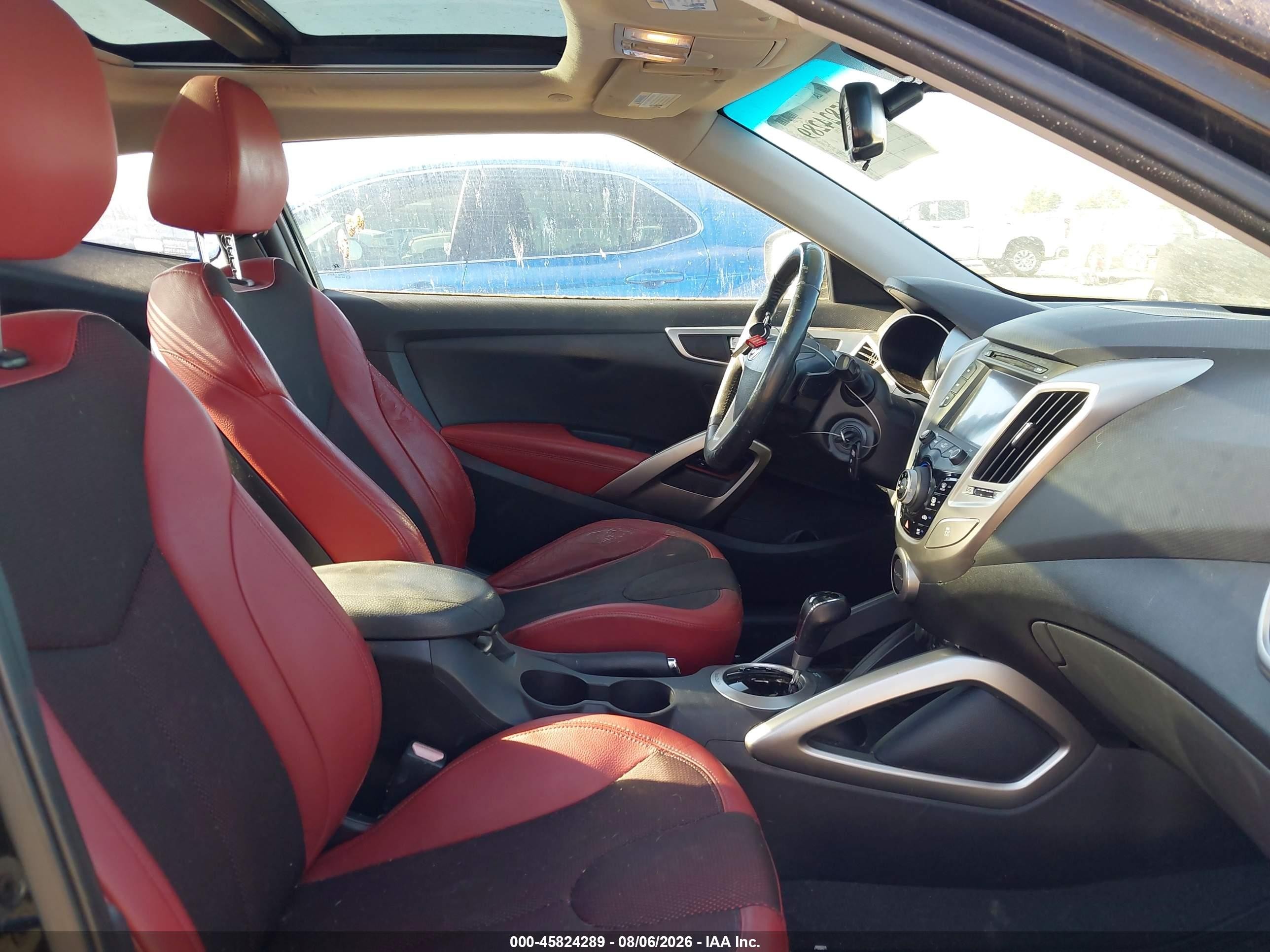 2012 Hyundai Veloster Base W/red/black Black vin: KMHTC6AD2CU036113