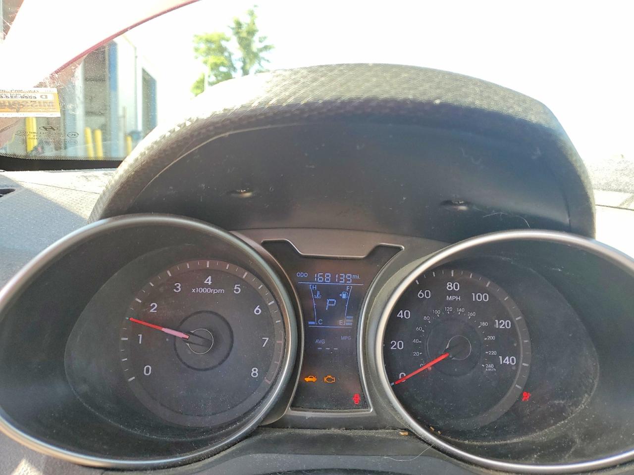 2012 Hyundai Veloster Base Red vin: KMHTC6AD2CU041747