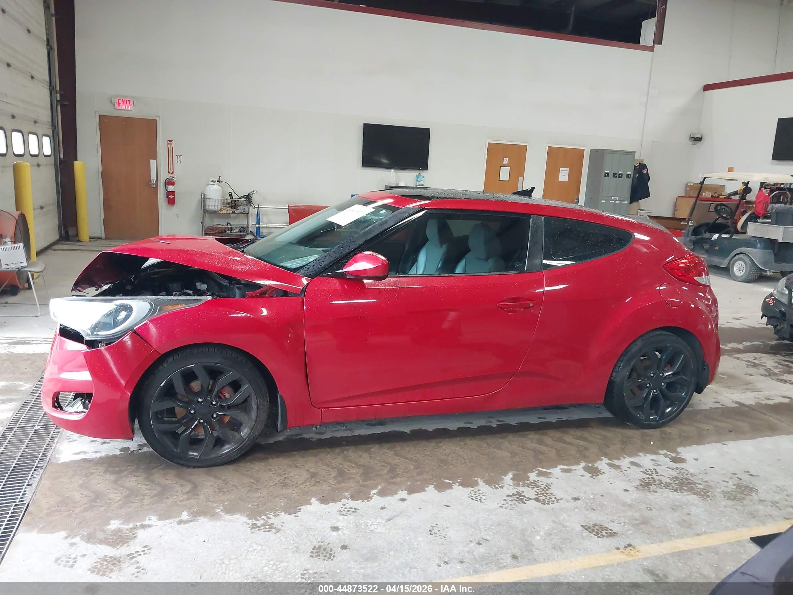 2012 Hyundai Veloster Base W/gray Red vin: KMHTC6AD2CU045877