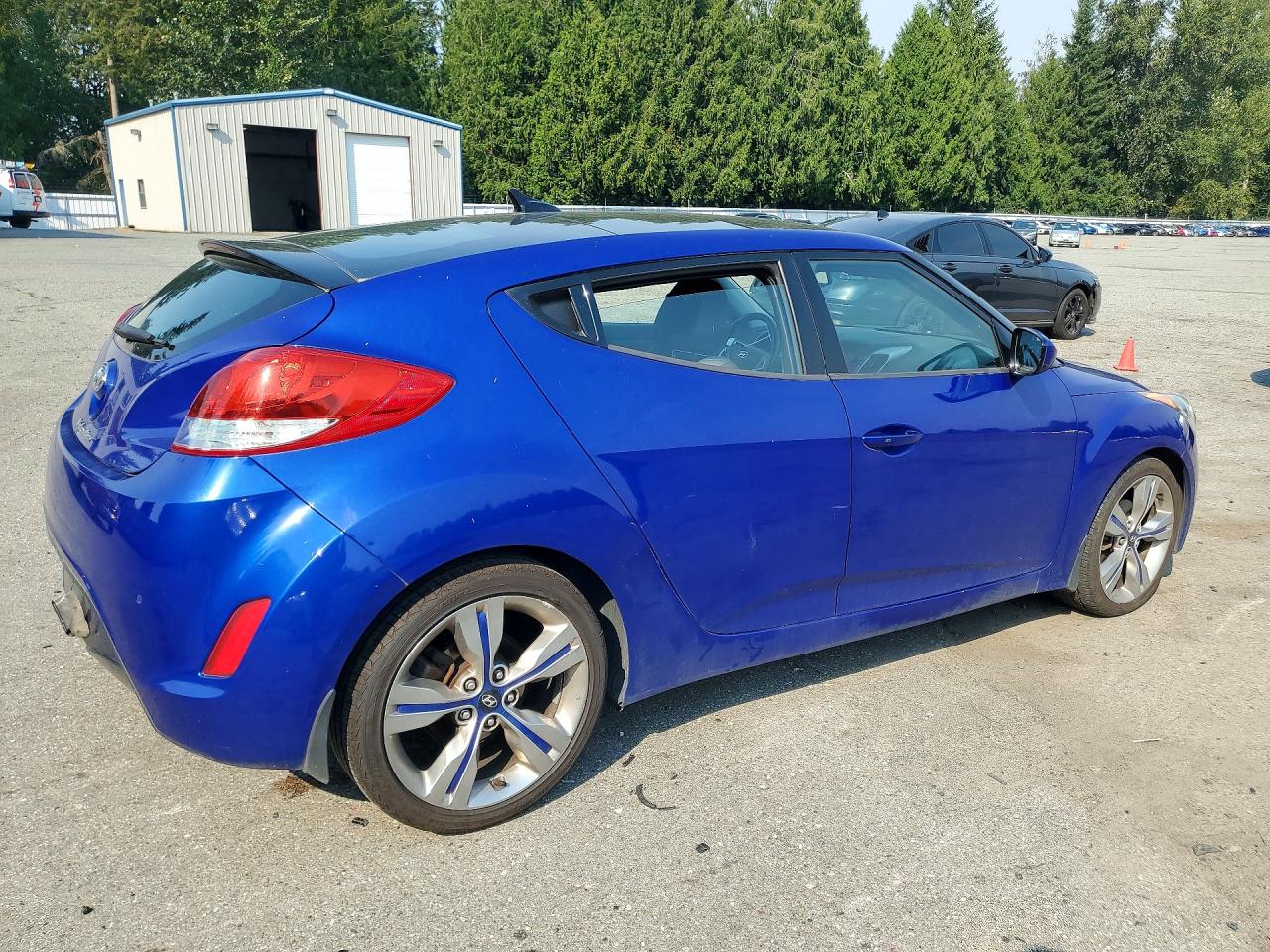 2012 Hyundai Veloster Base Blue vin: KMHTC6AD2CU046981