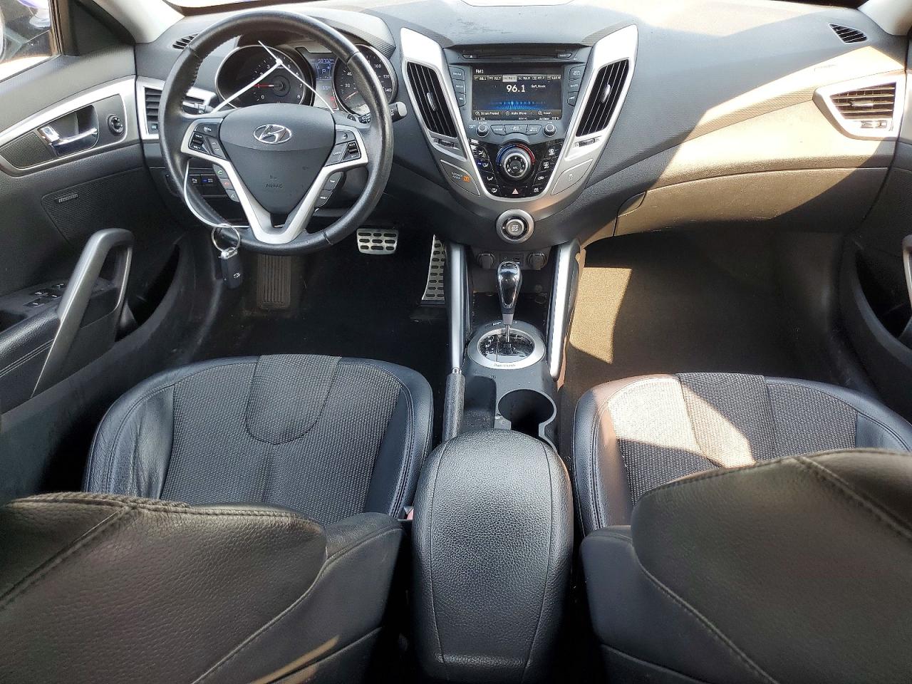2012 Hyundai Veloster Base Blue vin: KMHTC6AD2CU046981