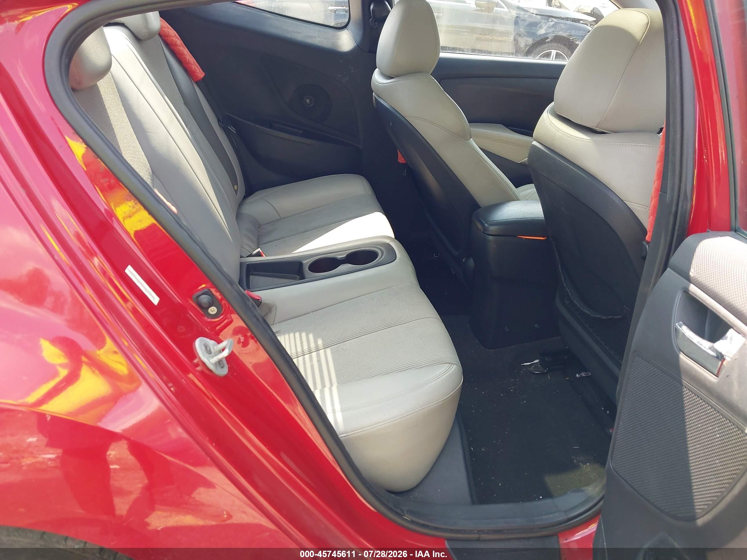 2012 Hyundai Veloster Base W/gray Red vin: KMHTC6AD2CU057527