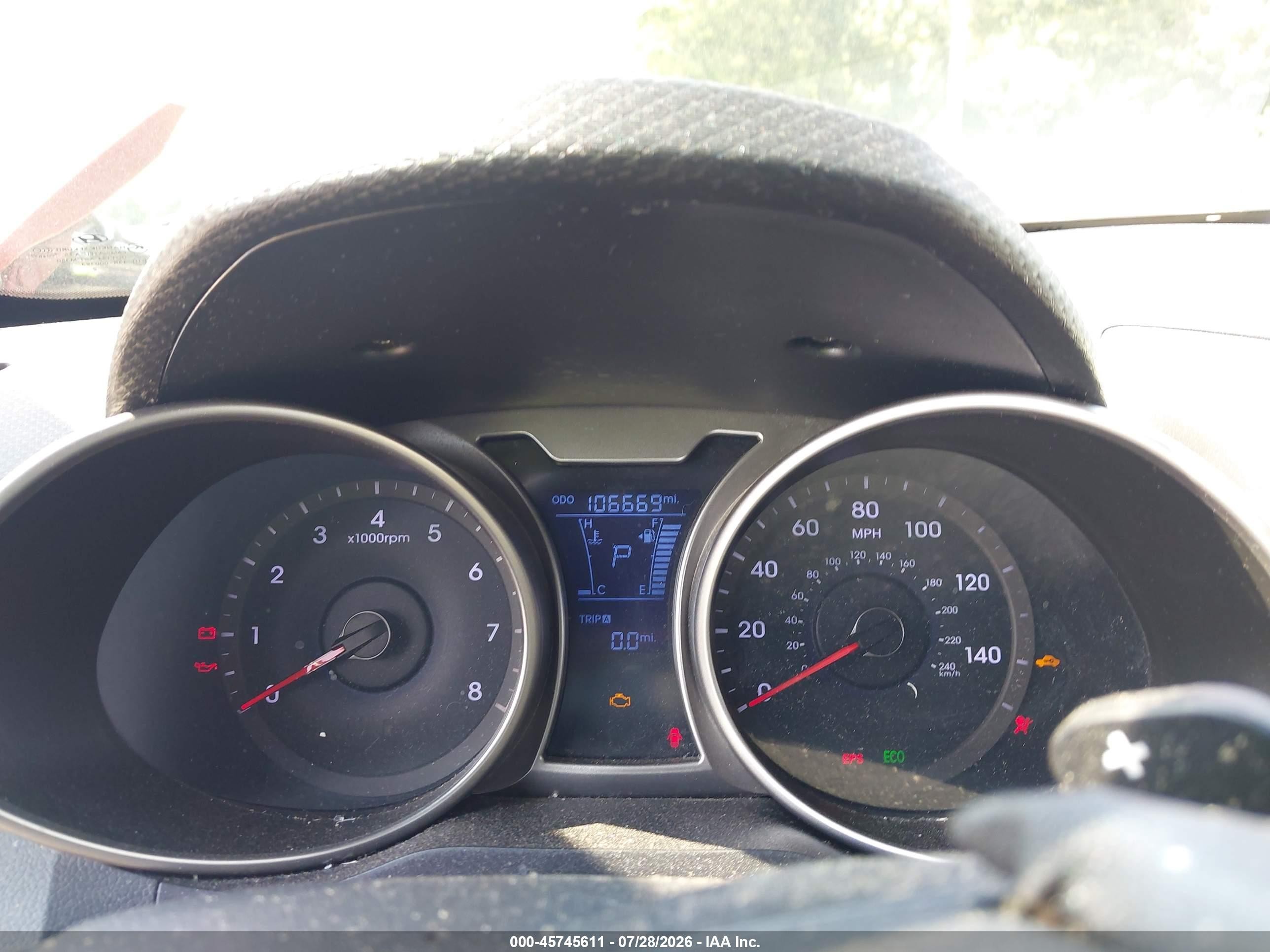 2012 Hyundai Veloster Base W/gray Red vin: KMHTC6AD2CU057527
